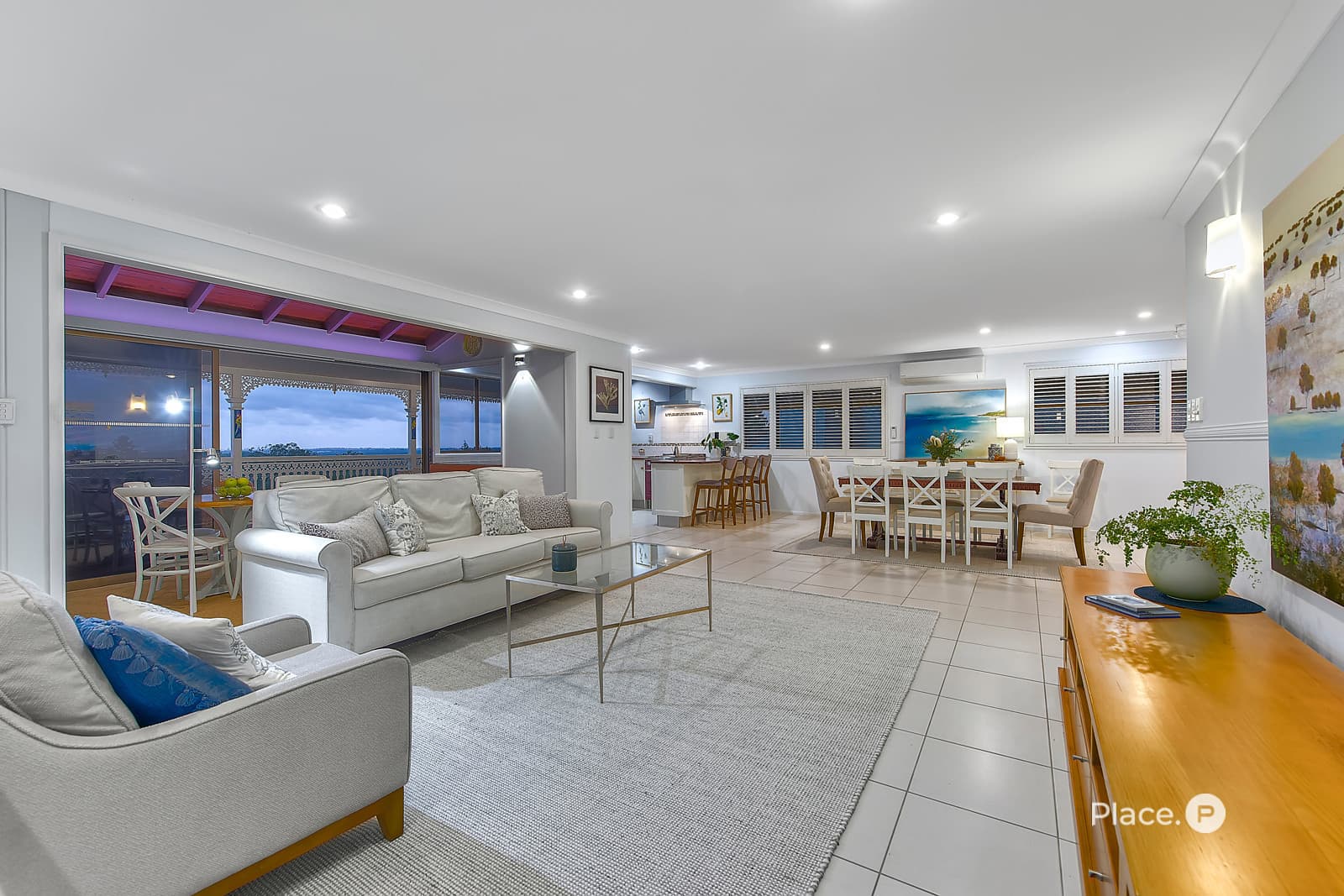20 Gyranda Street, Carina Heights — photo 1 of 5