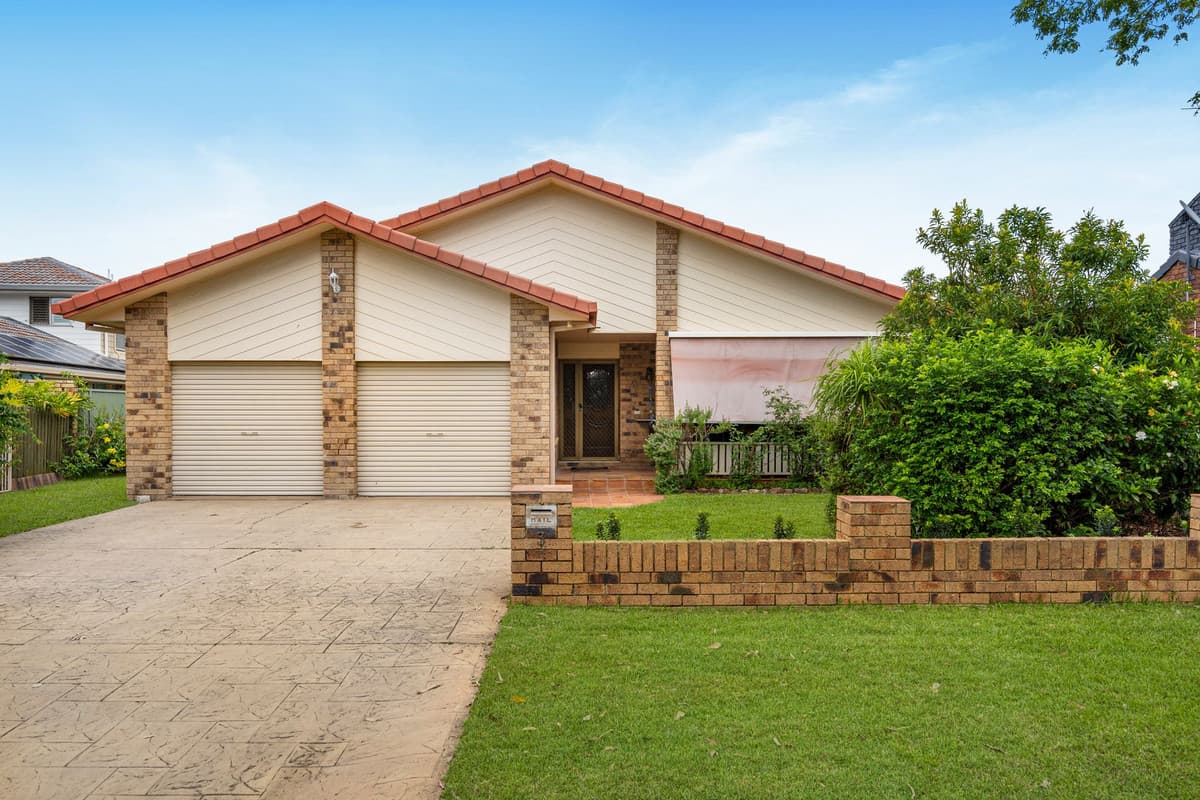 3 Vista Court, Newport, Newport — photo 1 of 5