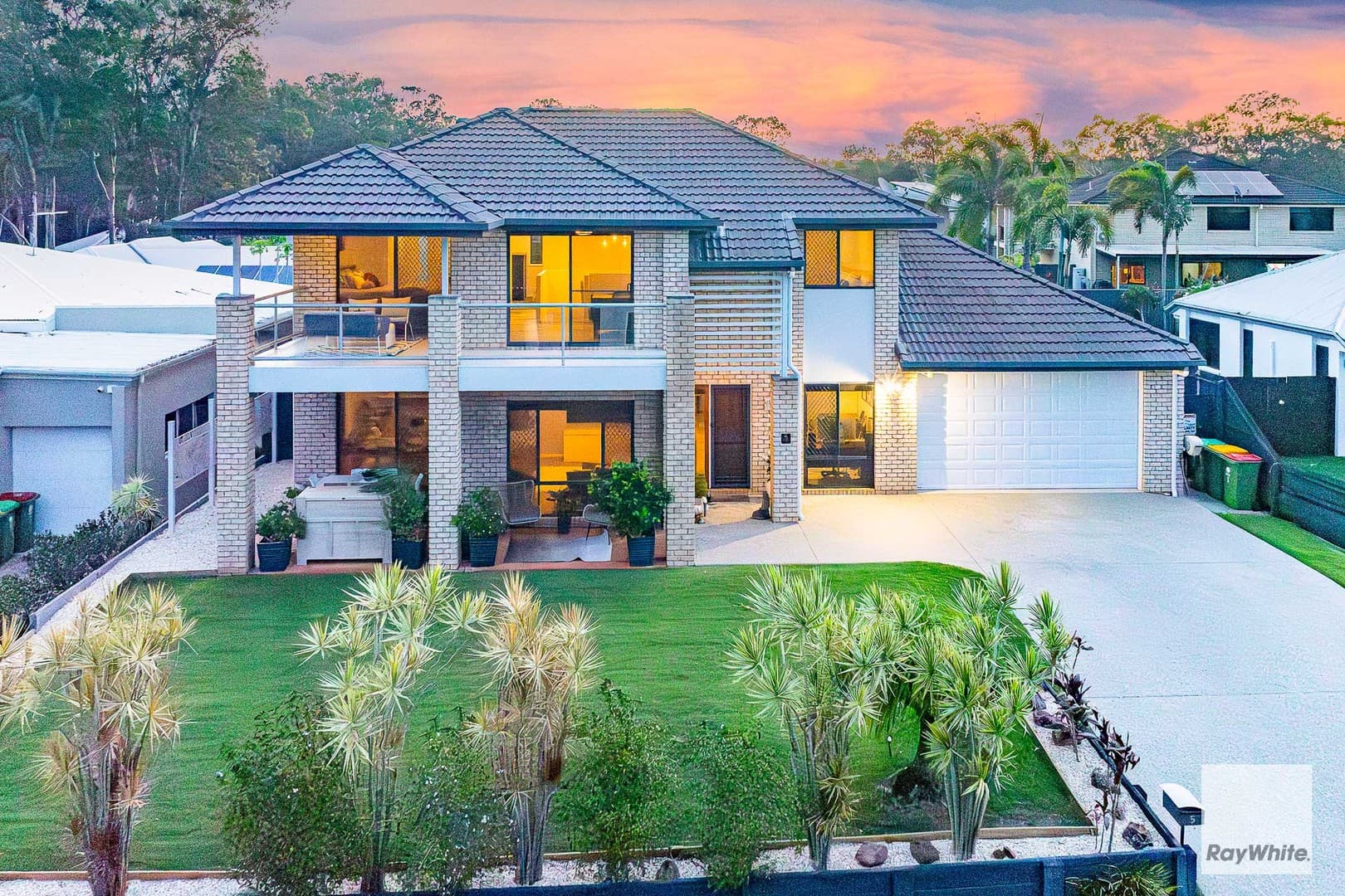 5 Sandy Cove Place, Redland Bay, Redland Bay — photo 1 of 5