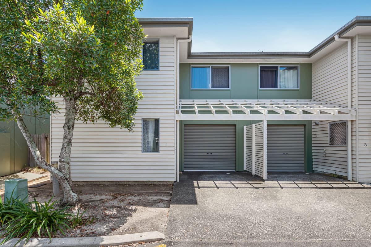 4/23-37 Garfield Road, Woodridge, Woodridge — photo 1 of 5