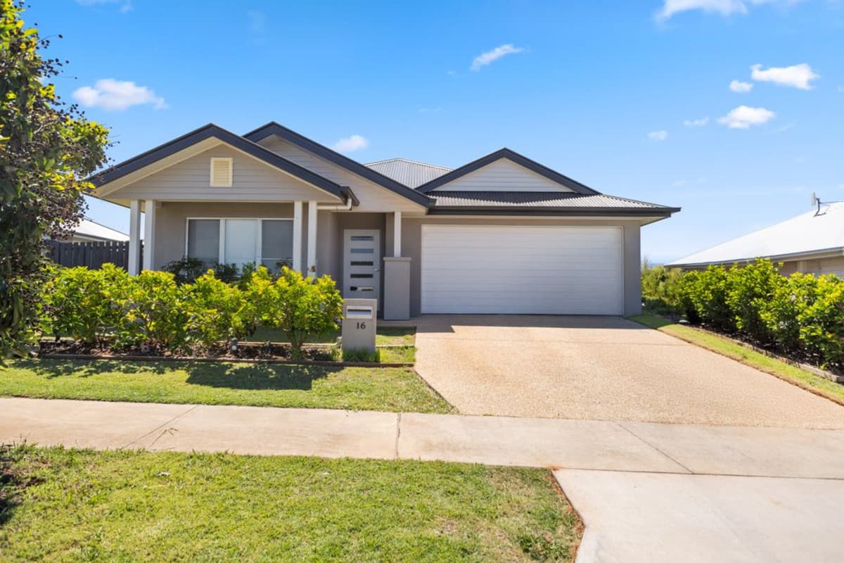 16 McAulay Avenue, Highfields — photo 1 of 5