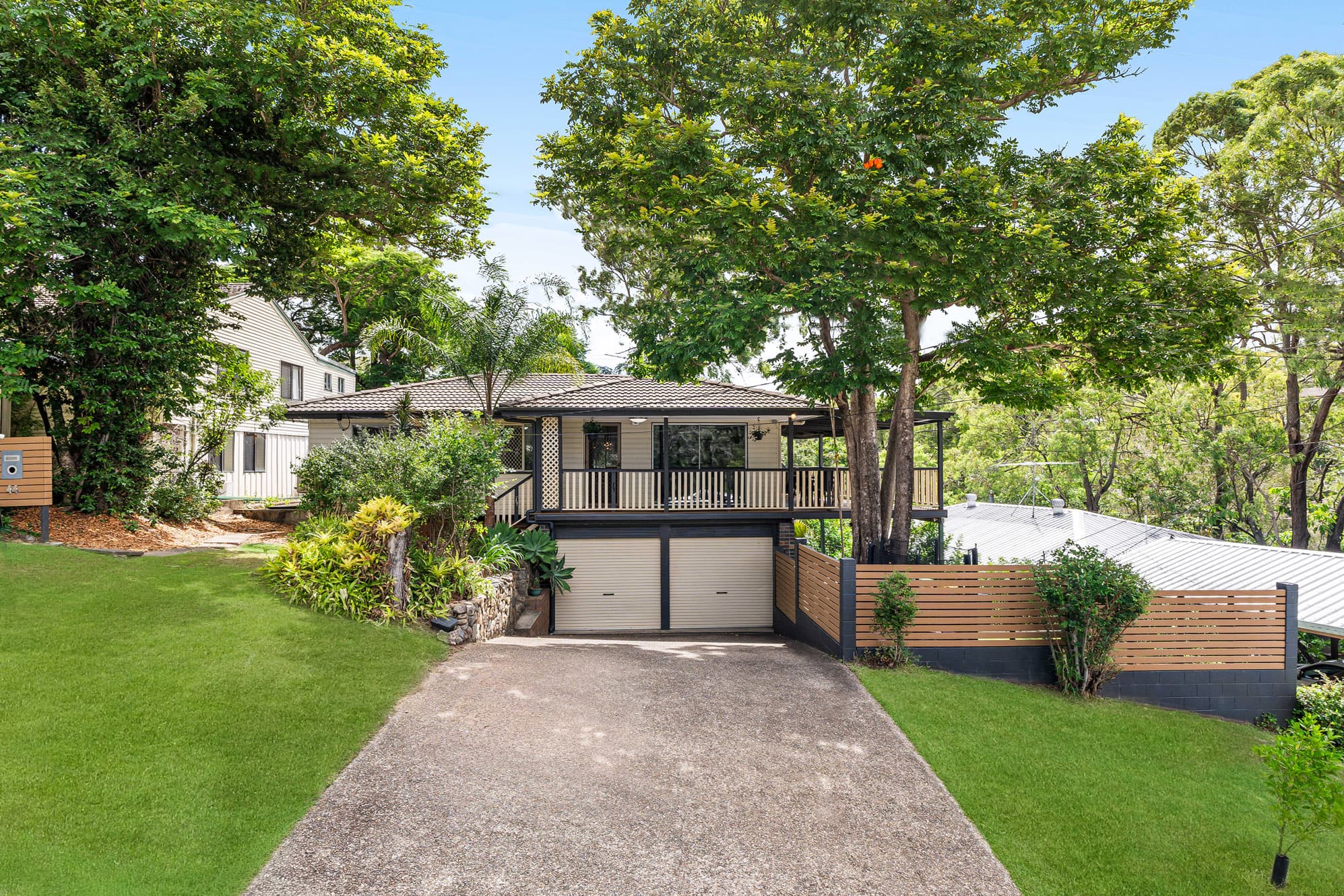 44 Burchell Street, Carina, Carina — photo 1 of 5
