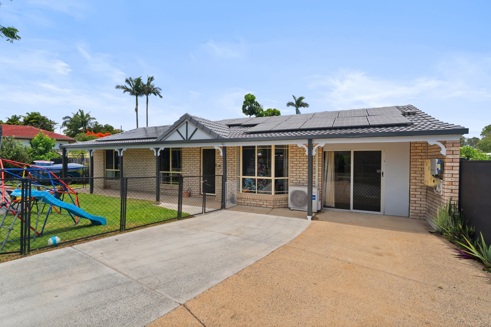 19 Carlton Close, Bethania, Bethania — photo 1 of 5
