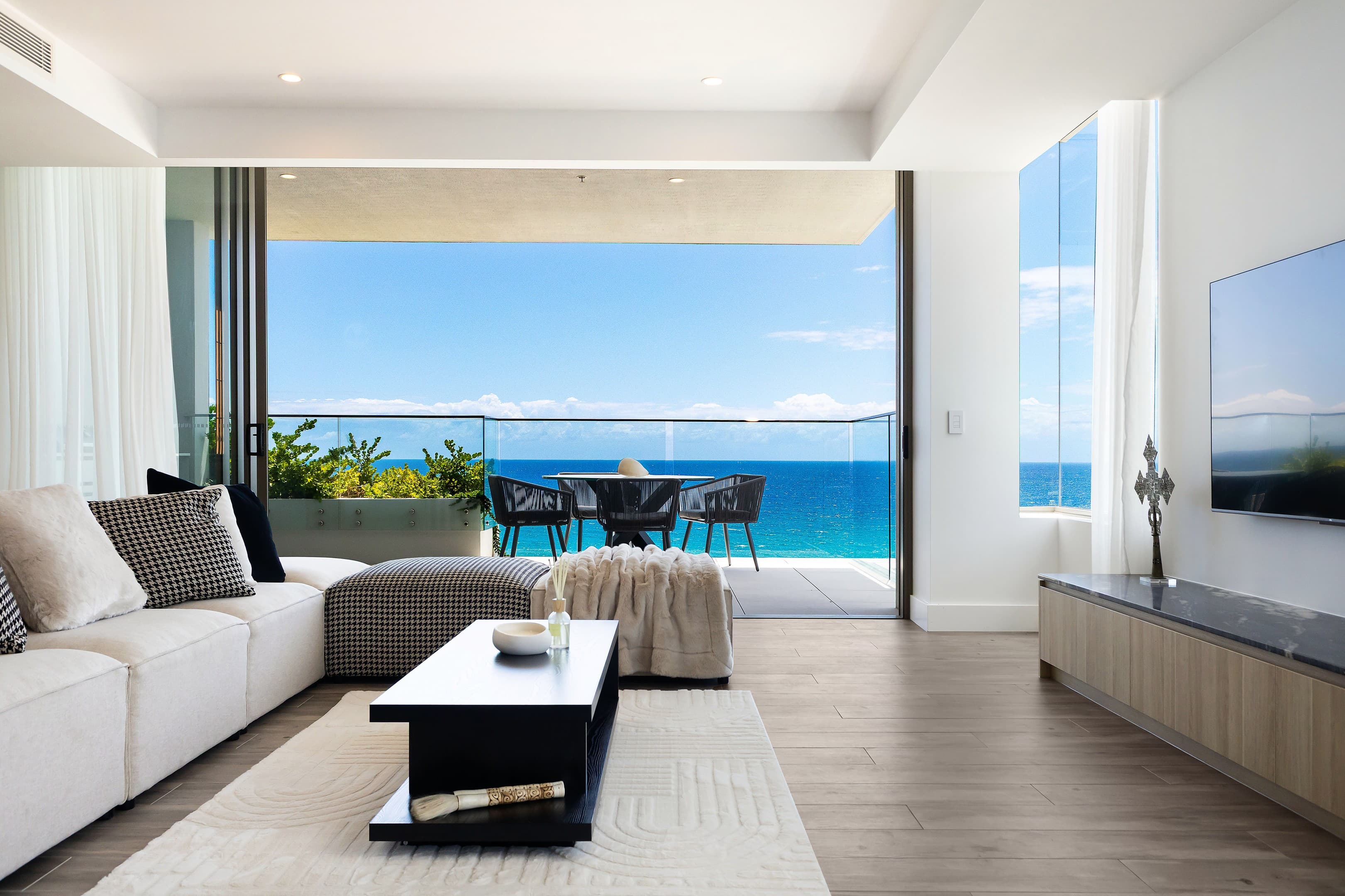 801/468 The Esplanade, Palm Beach - Image 1