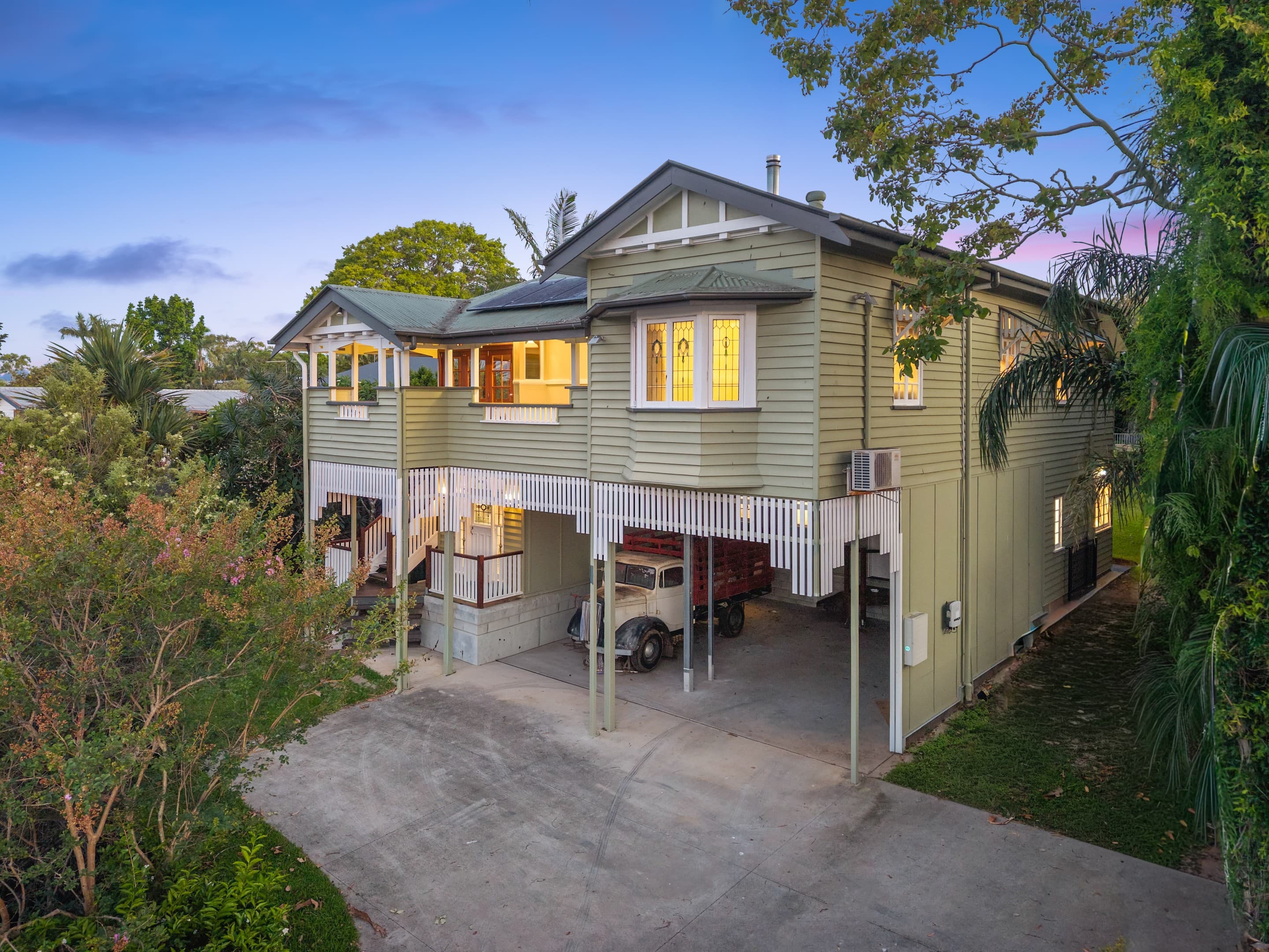 71 Wakefield Street, Sandgate — photo 1 of 5