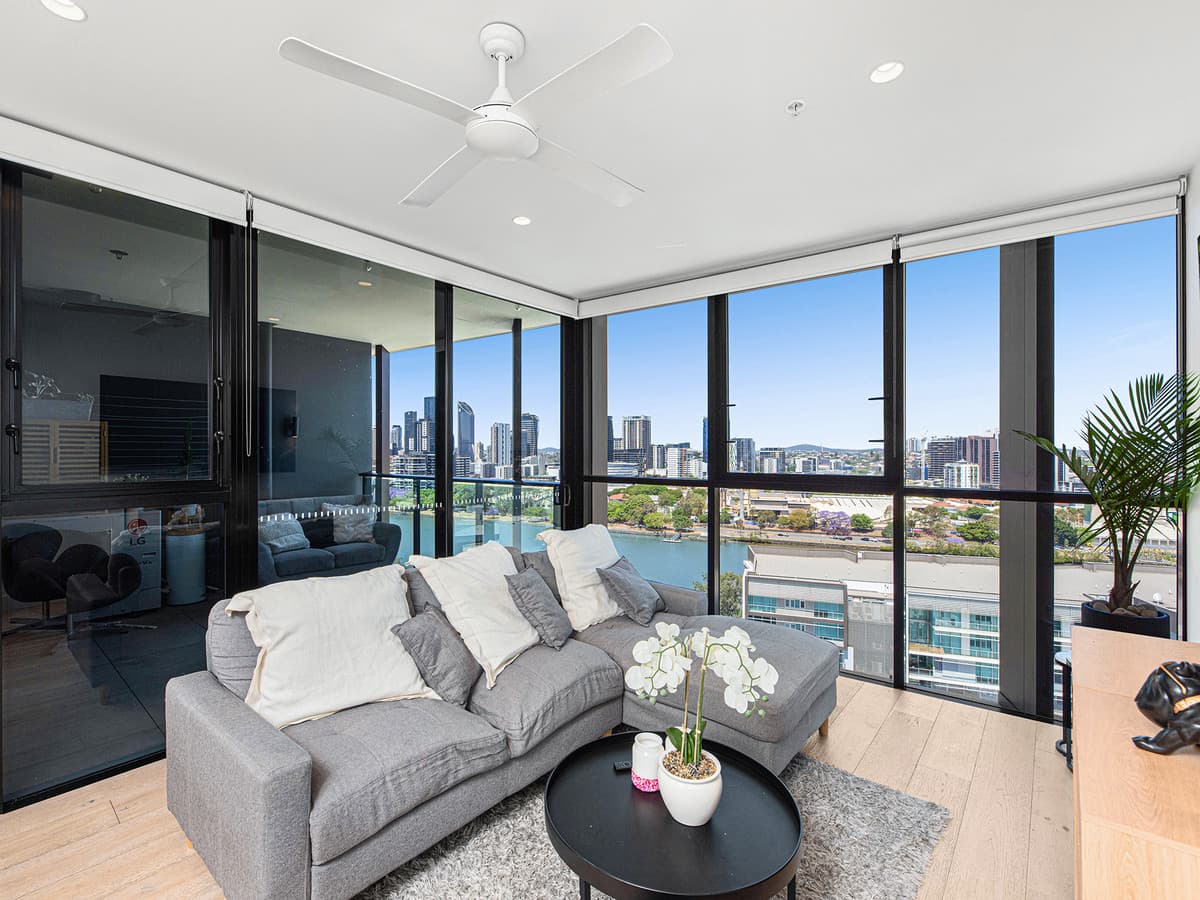 1710/19 McDougall Street, Milton - Image 1