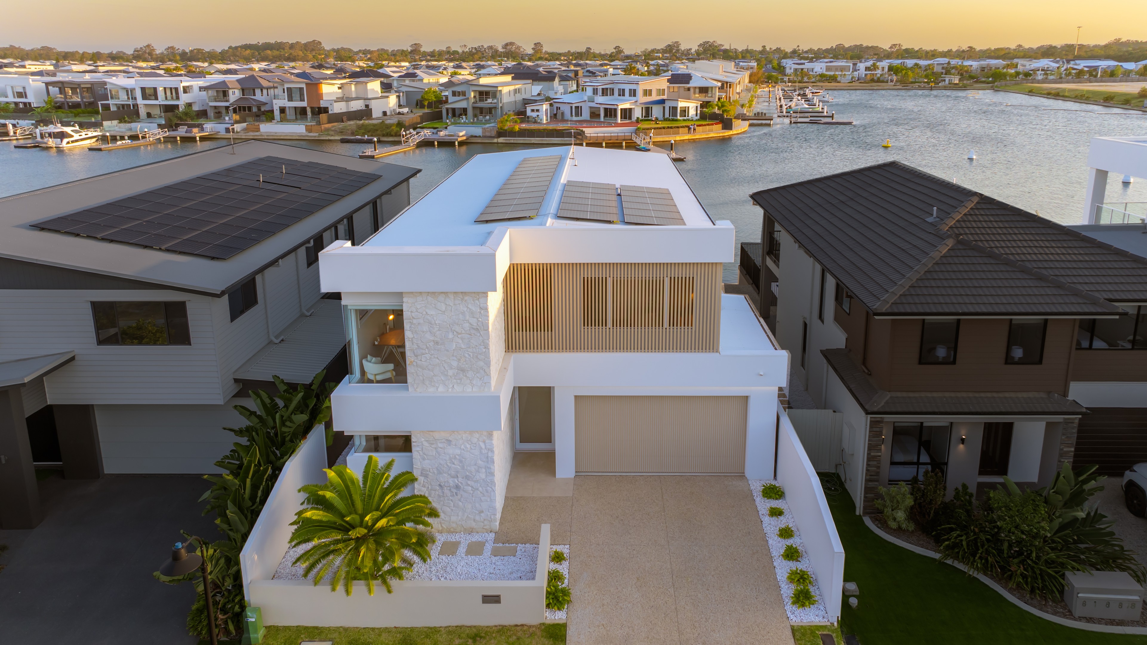 70 Coolum Parade, Newport, Newport — photo 1 of 5