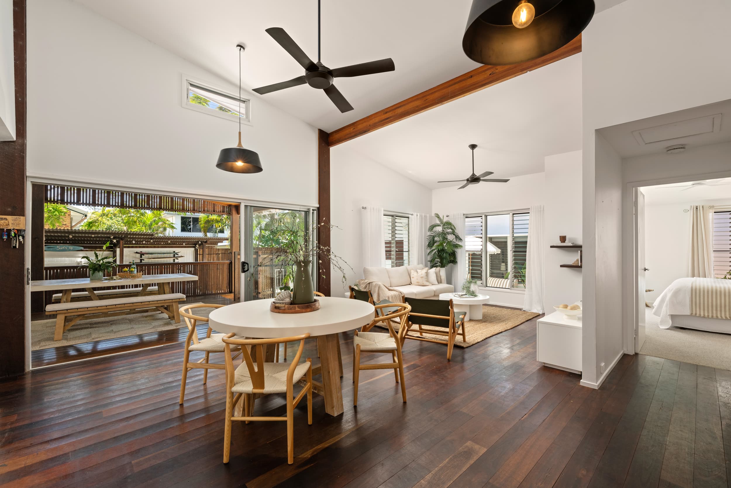 10 Oloway Crescent, Alexandra Headland, Alexandra Headland — photo 1 of 5