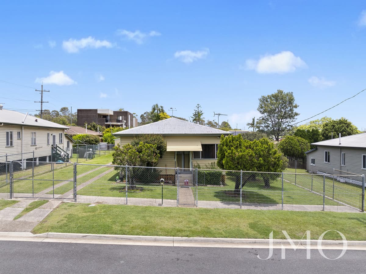 16 Muchow Street, Beenleigh, Beenleigh — photo 1 of 5