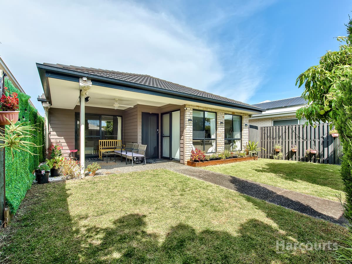 9 Watarrka Avenue, Fitzgibbon, Fitzgibbon — photo 1 of 5