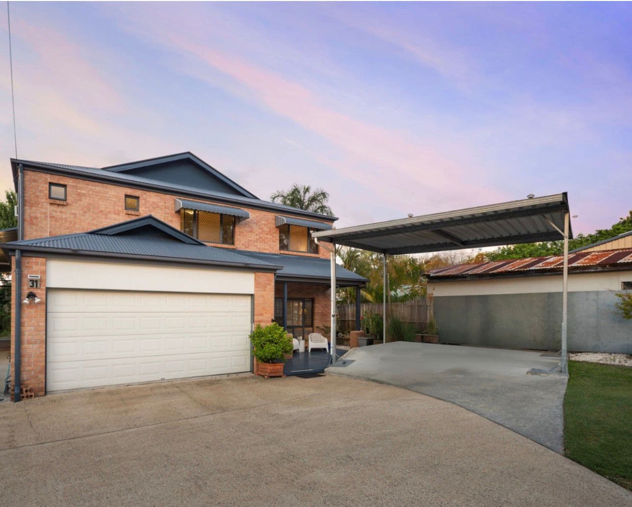 31 Sandy Camp Road, Wynnum — photo 1 of 5