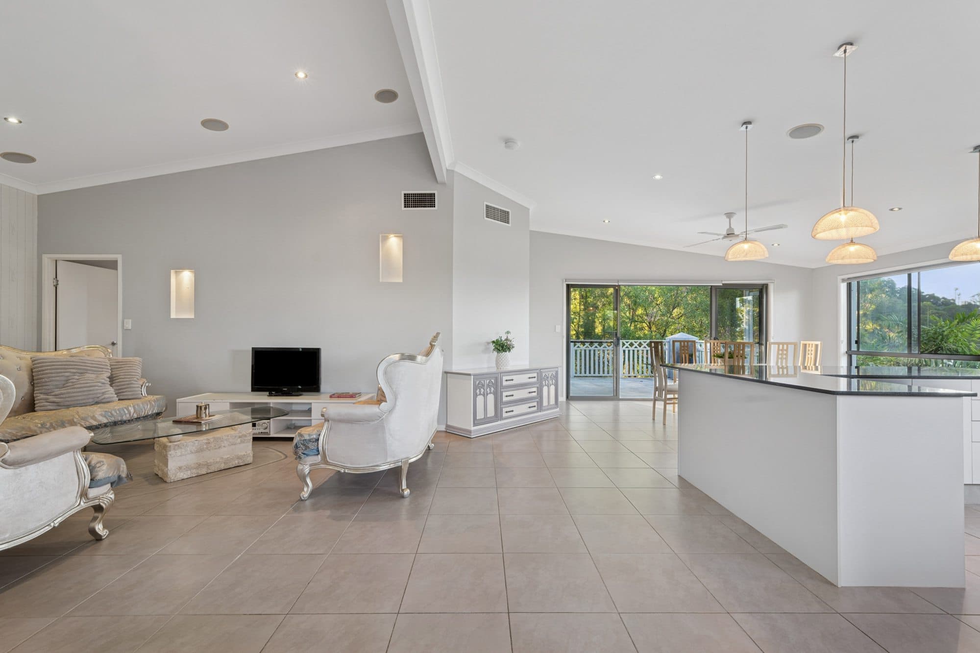 8 Maloney Crescent, Maudsland — photo 1 of 5