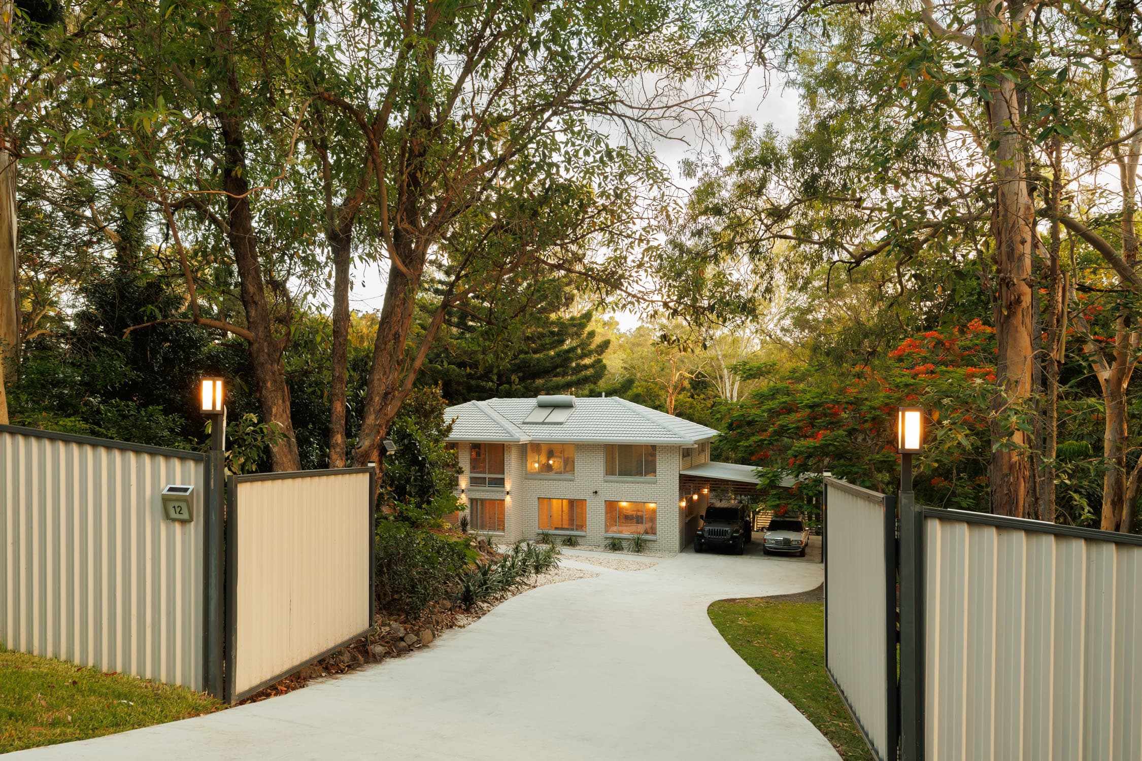 12-14 Hallett Avenue, Camira - Image 1