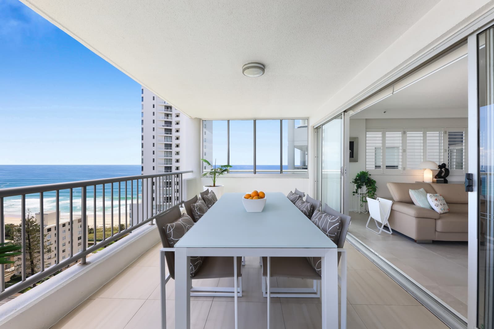 16B/7 Fern Street, Surfers Paradise — photo 1 of 5