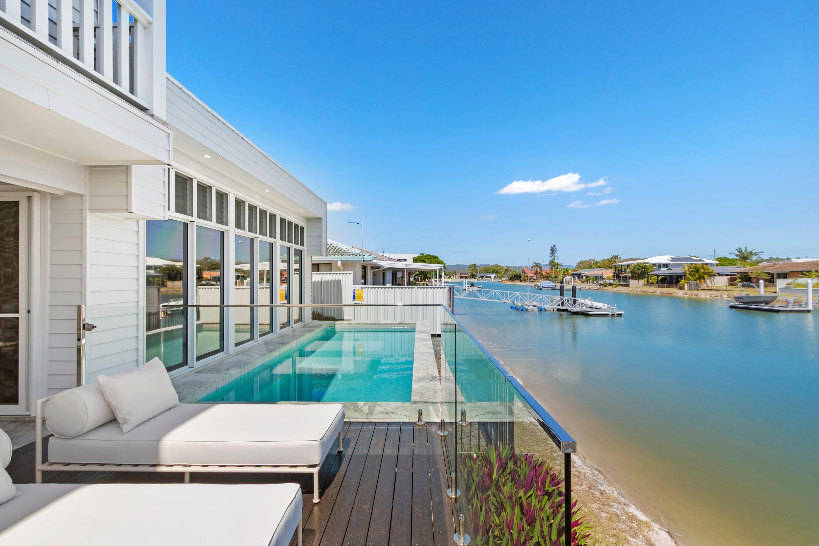 7 Dolphin Court, Palm Beach — photo 1 of 5