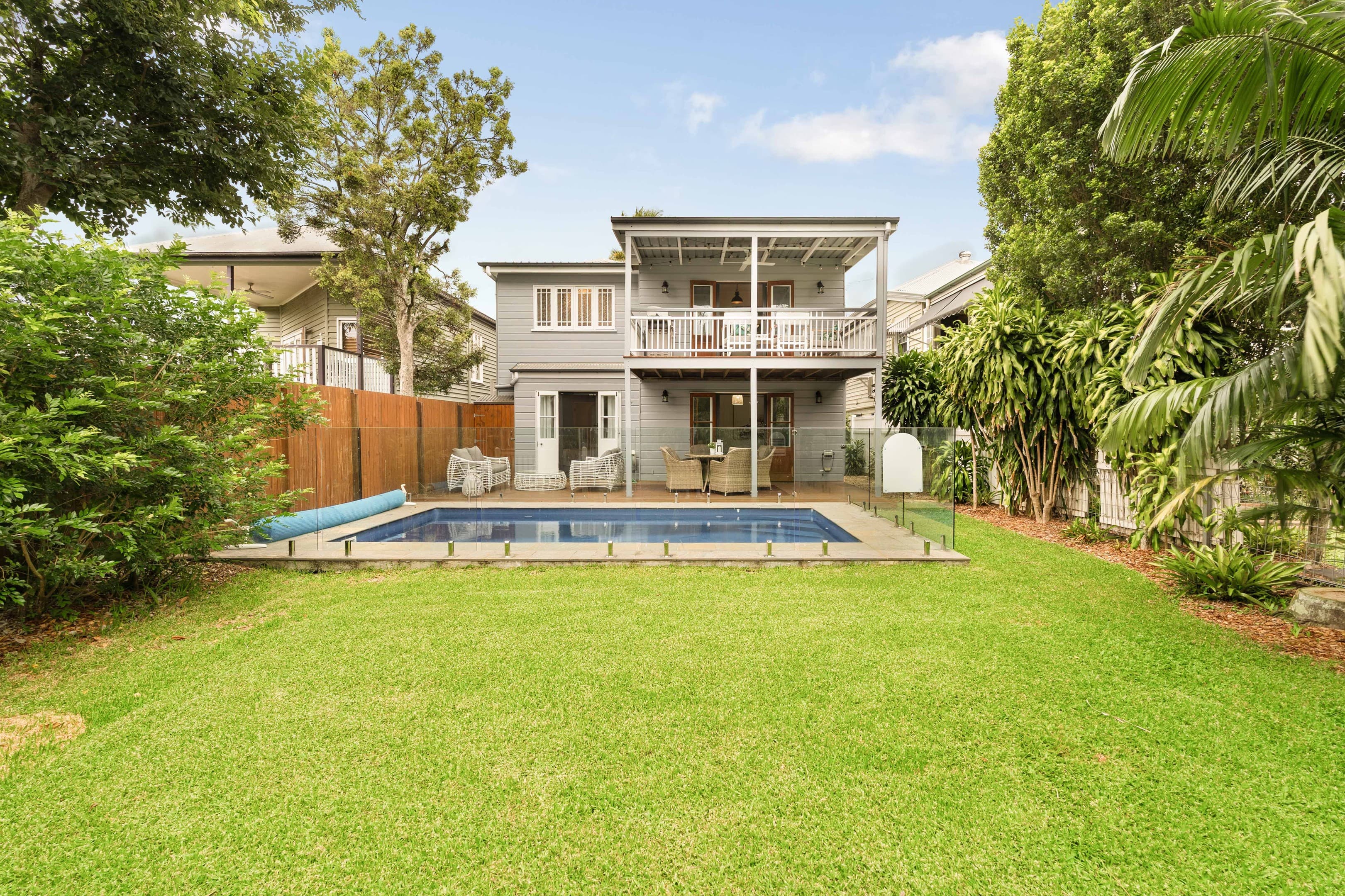 53 Bevington Street, Sandgate, Sandgate — photo 1 of 5