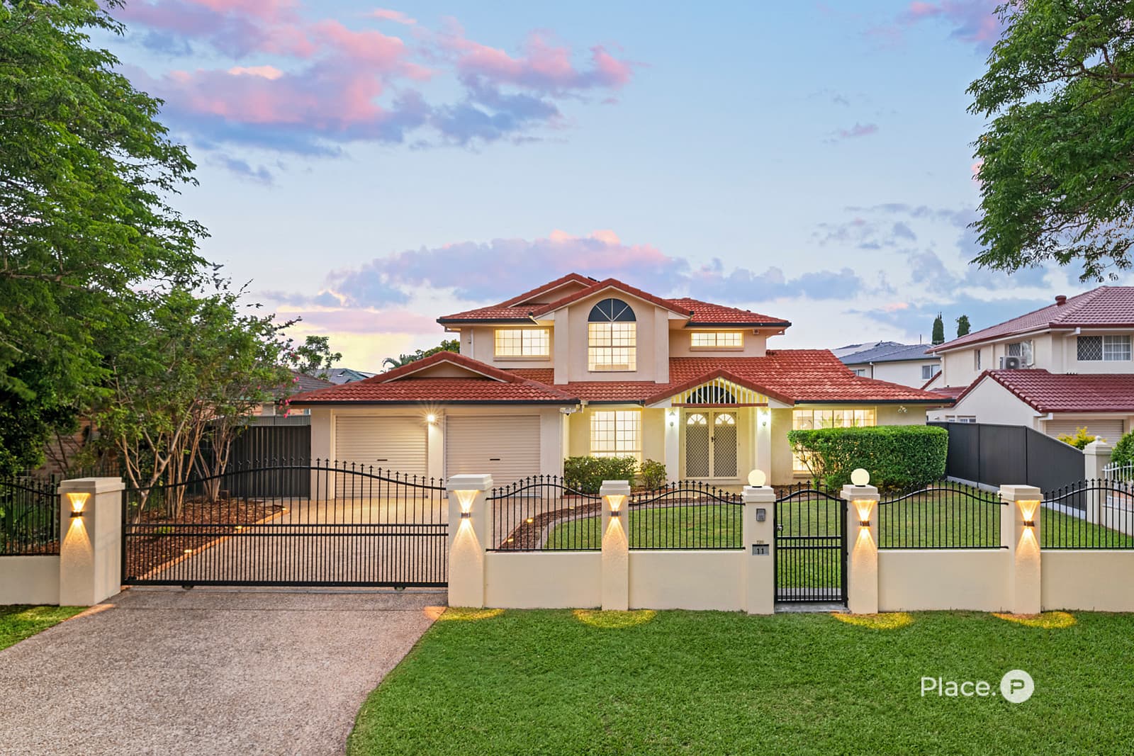 11 Raider Place, Sunnybank Hills, Sunnybank Hills — photo 1 of 5