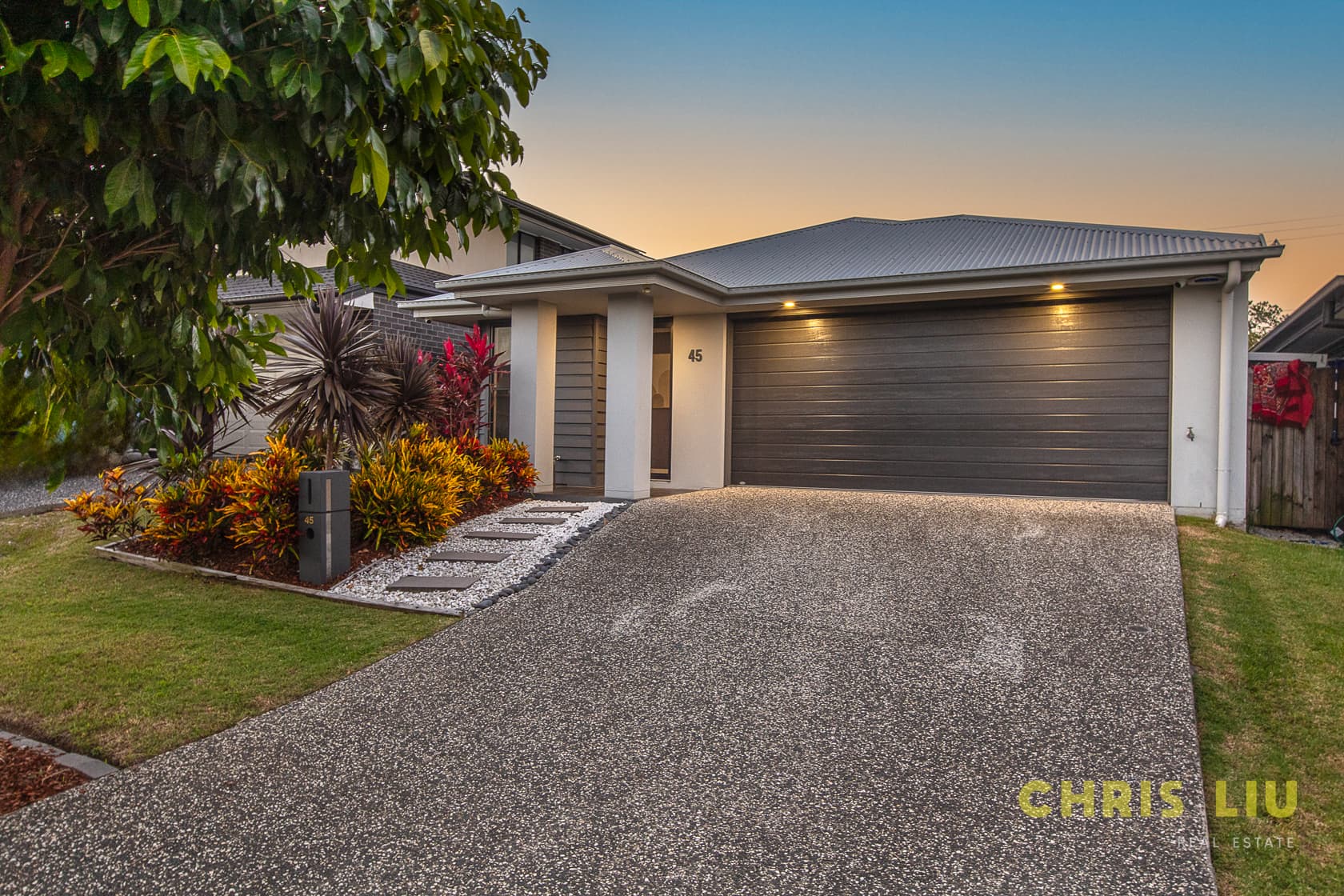 45 Livingstone Street, Logan Reserve, Logan Reserve — photo 1 of 5