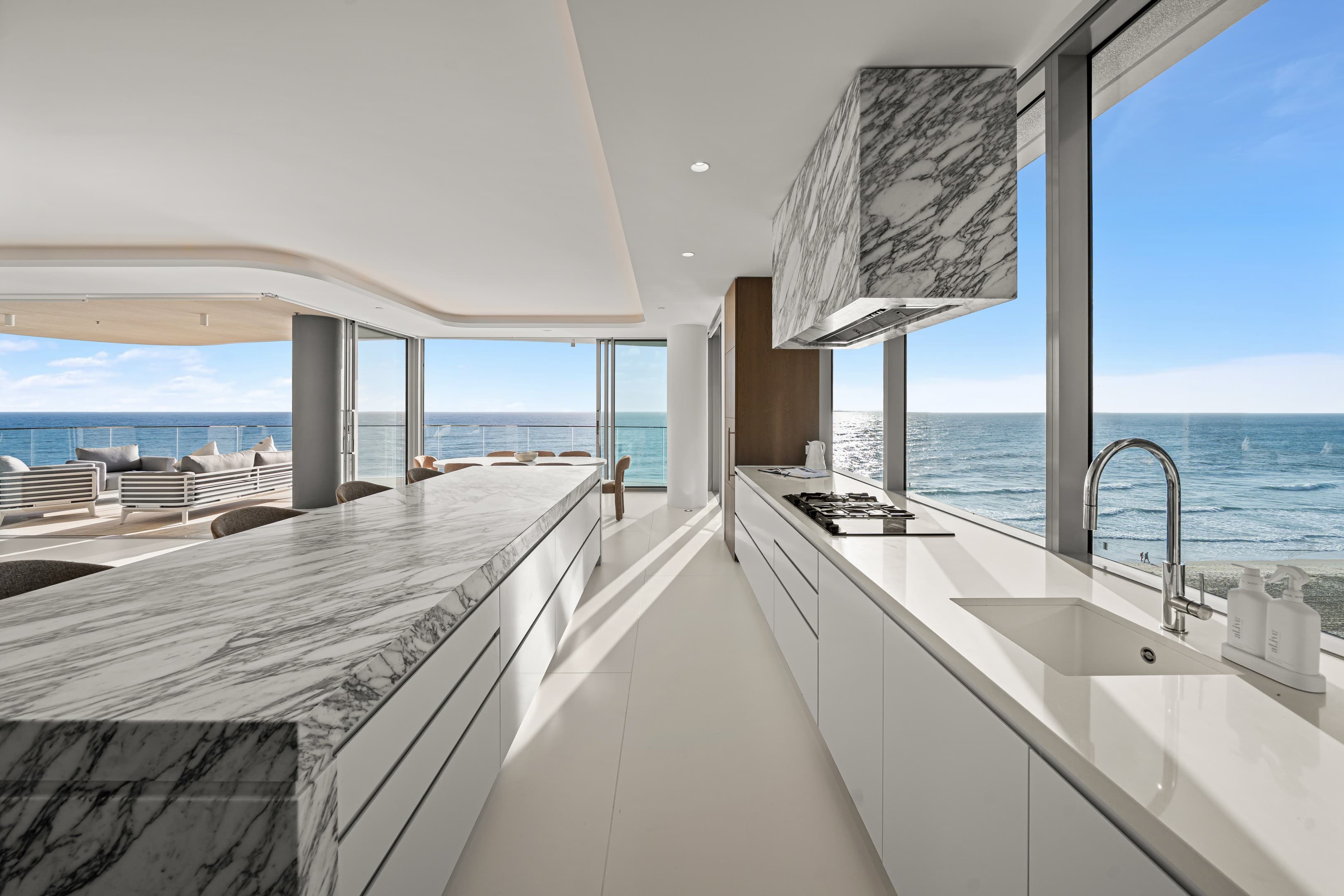 Lot 9/3519 Main Beach Parade, Main Beach — photo 1 of 5