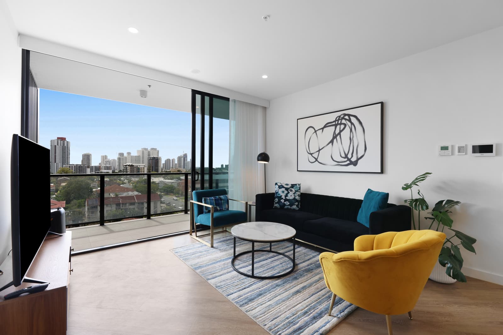 816/59 Meron Street, Southport - Image 1