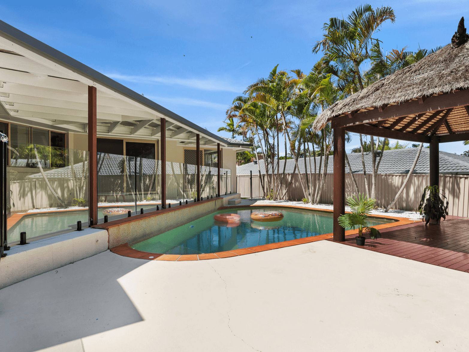 15 Clubhouse Drive, Arundel - Image 1