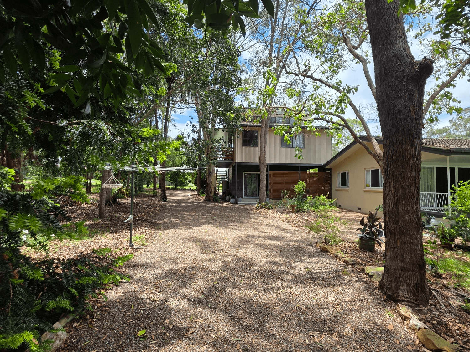12 Parraweena Court, Point Vernon — photo 1 of 5