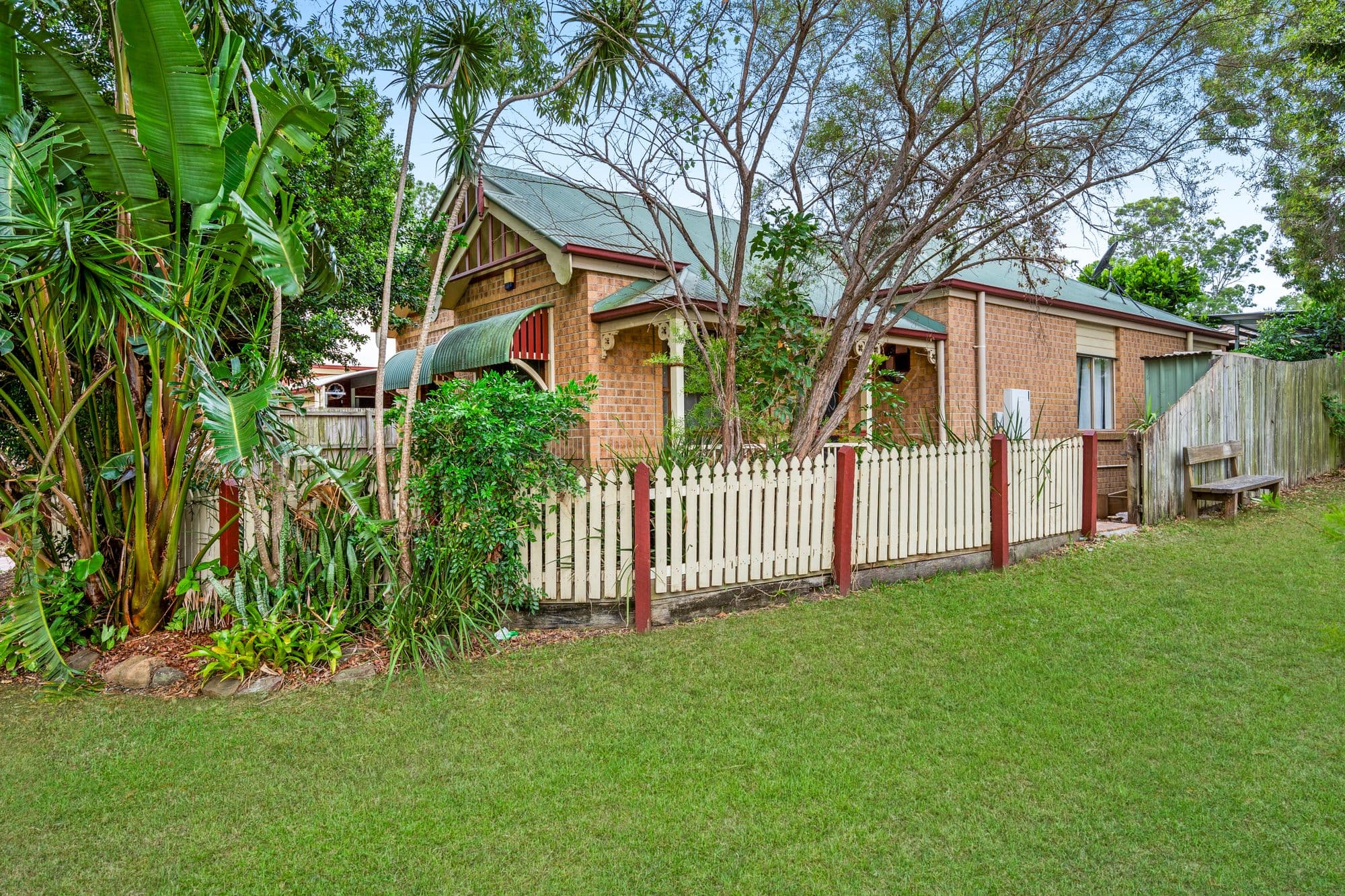 1 Goomburra Court, Forest Lake, Forest Lake — photo 1 of 5