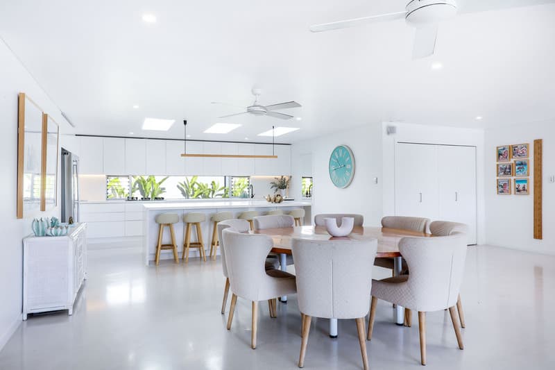 8 Myrtle Court, Palm Beach — photo 1 of 5