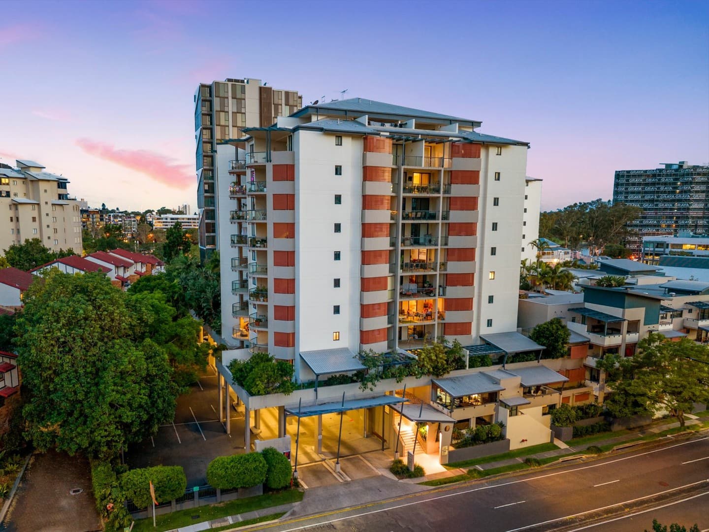 124/7 Land Street, Toowong, Toowong — photo 1 of 5