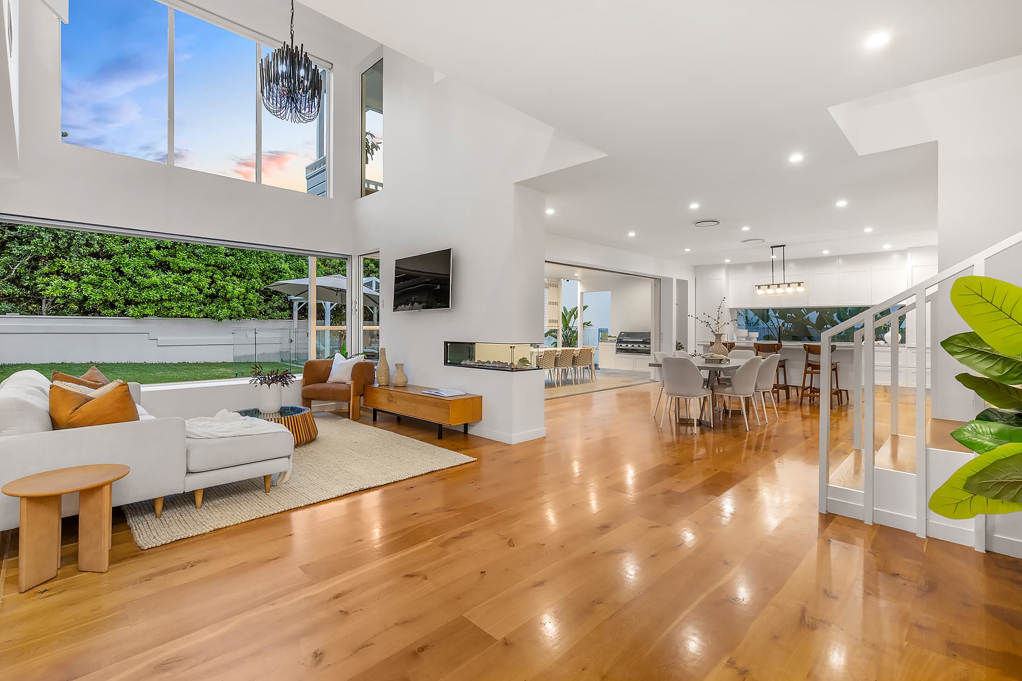 61 Sirius Street, Coorparoo, Coorparoo — photo 1 of 5