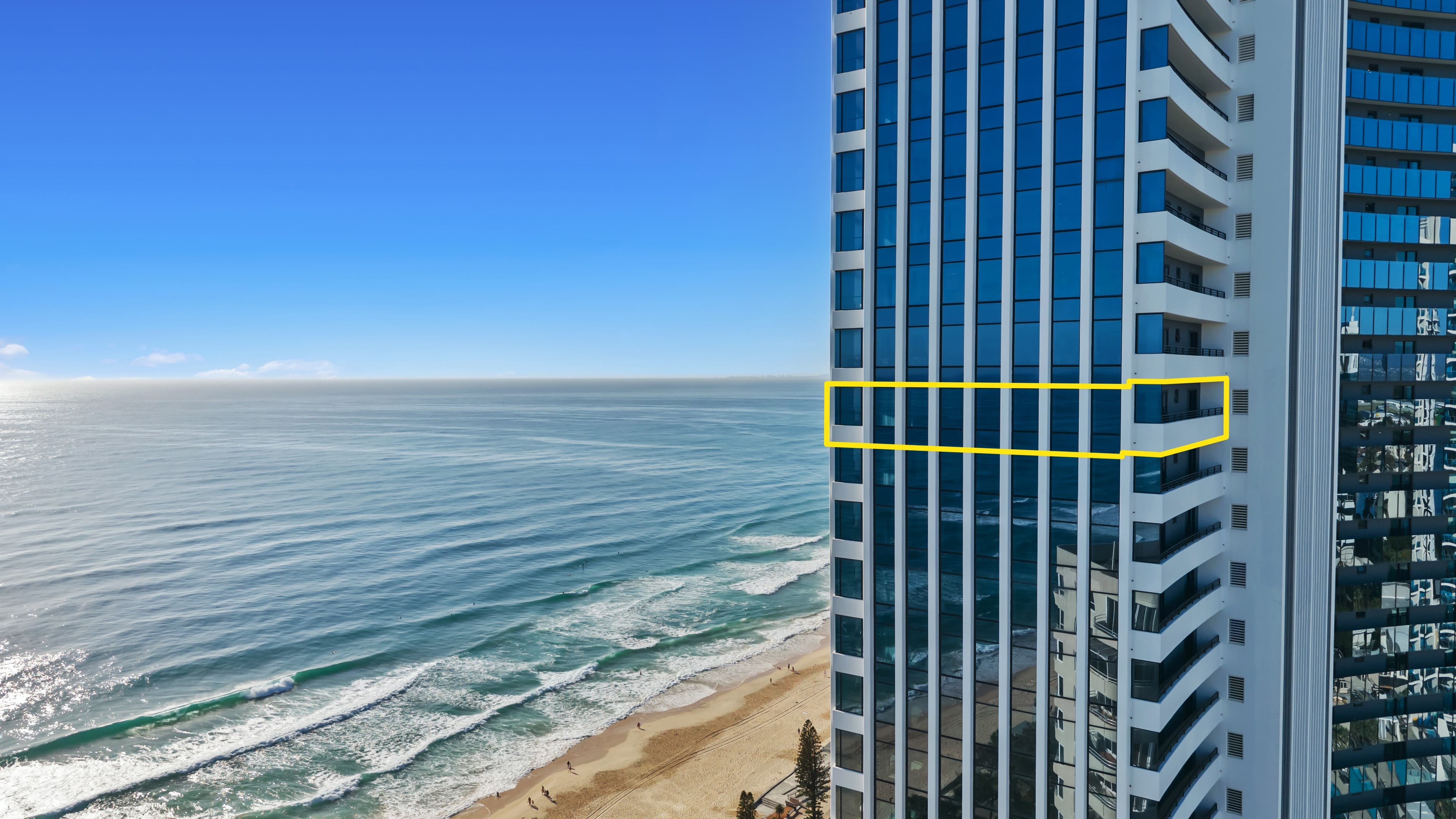 2005/4 The Esplanade, Surfers Paradise, Surfers Paradise — photo 1 of 5