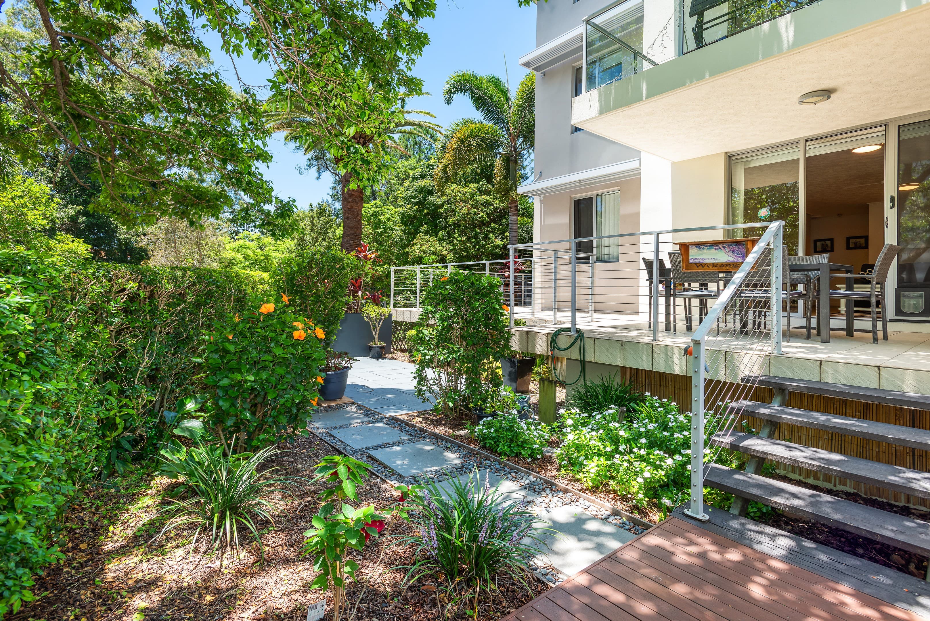 616/66 Sickle Avenue, Hope Island - Image 1