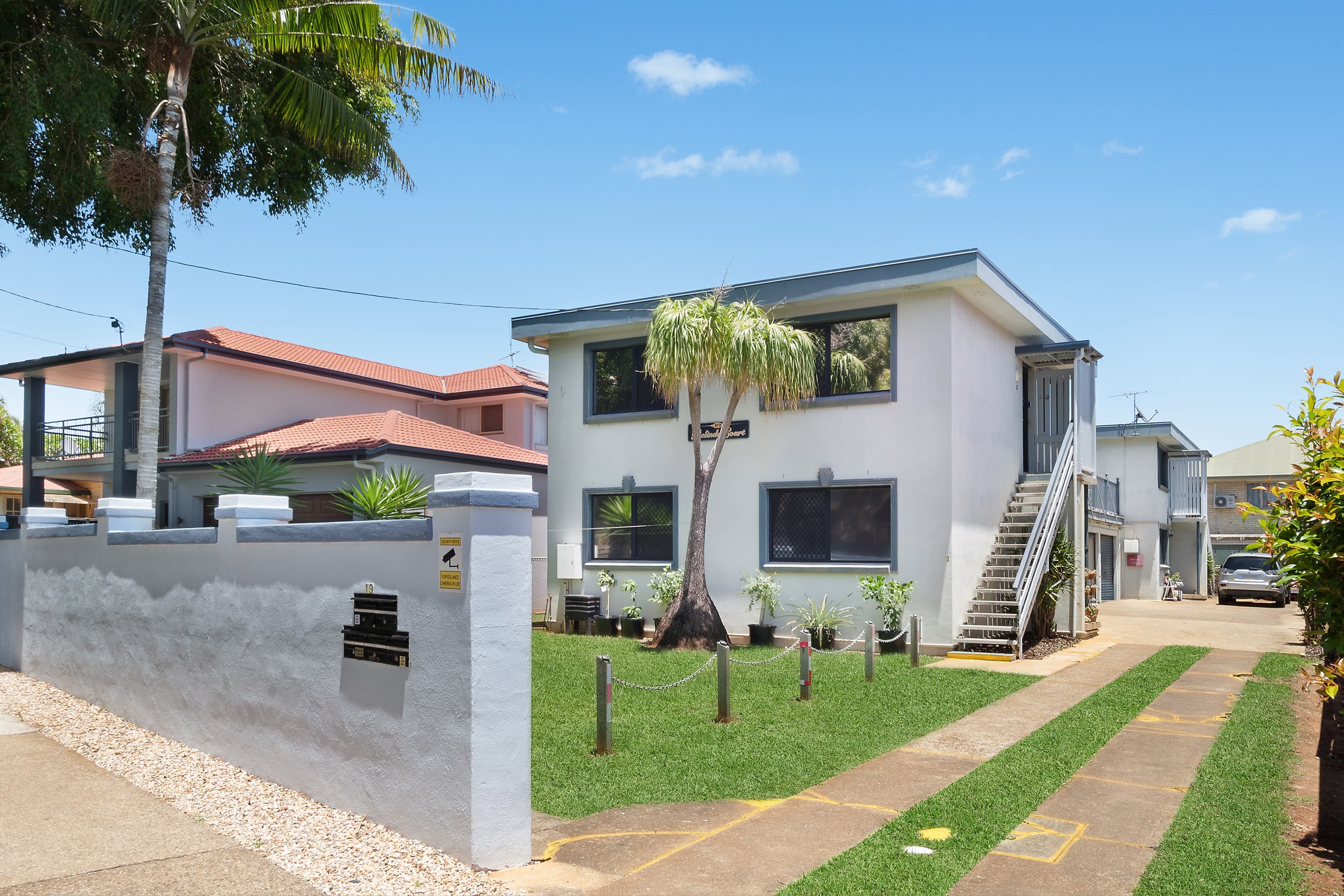 19 Prince Edward Parade, Redcliffe - Image 1