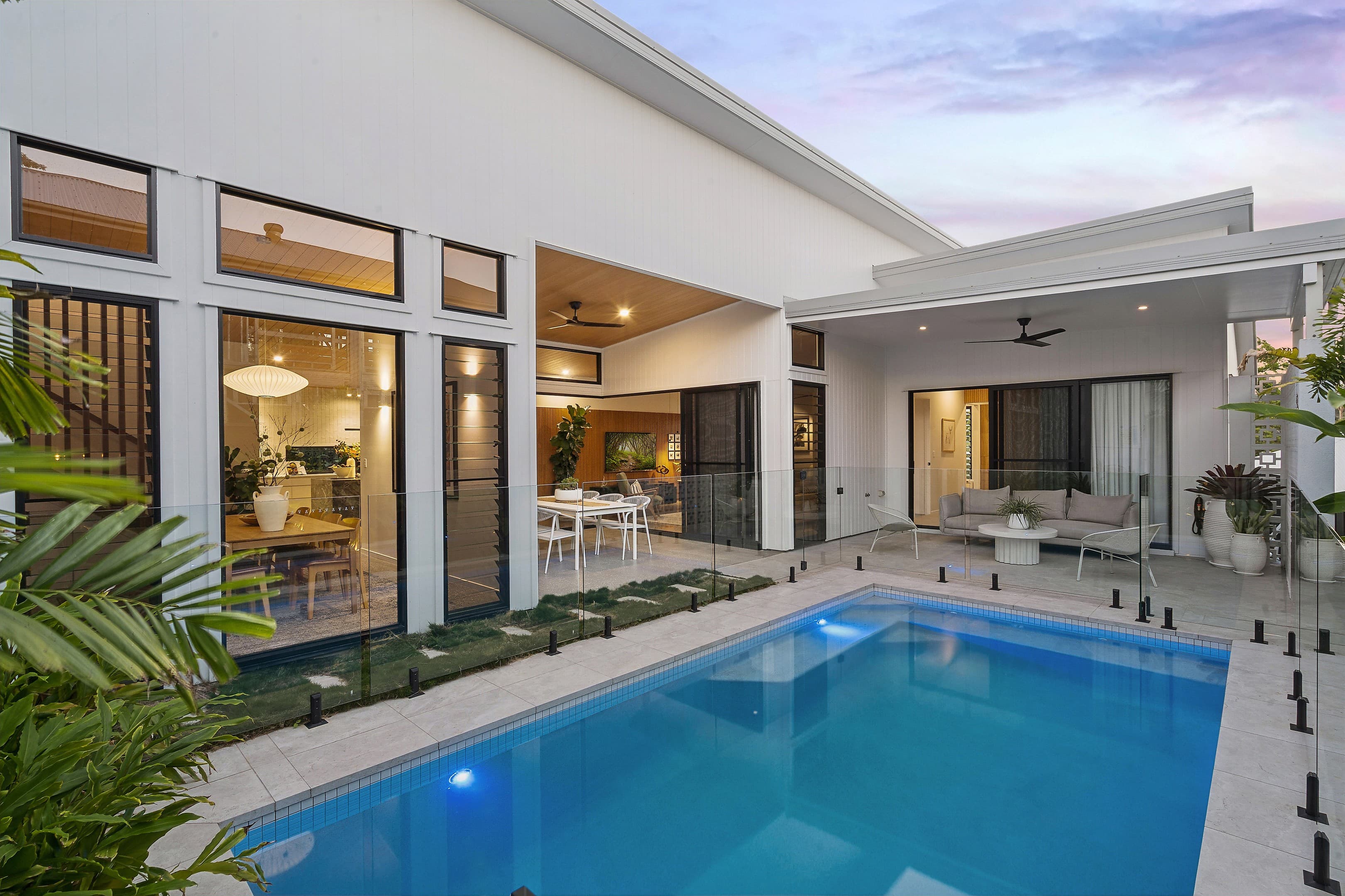 66 Buckland Road, Everton Hills, Everton Hills — photo 1 of 5