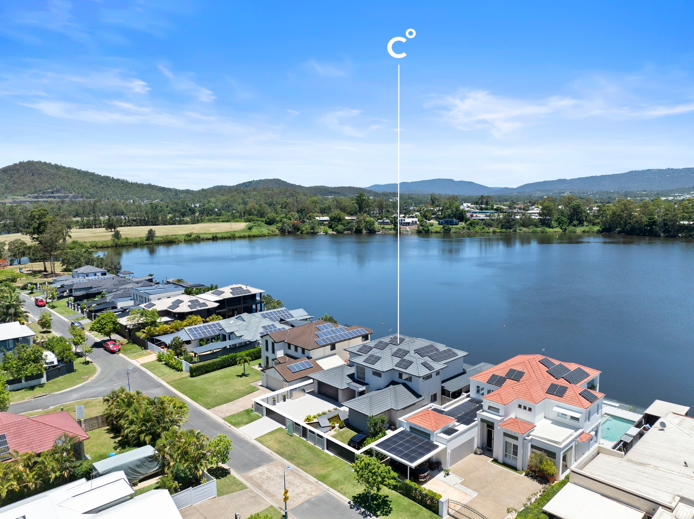 47 Brittany Drive, Oxenford — photo 1 of 5