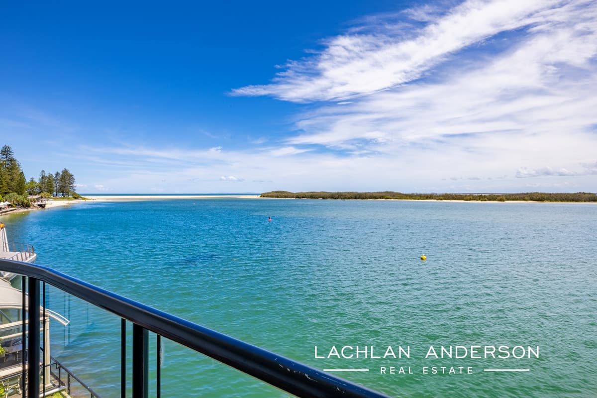 15/4 Tay Avenue, Caloundra, Caloundra — photo 1 of 5