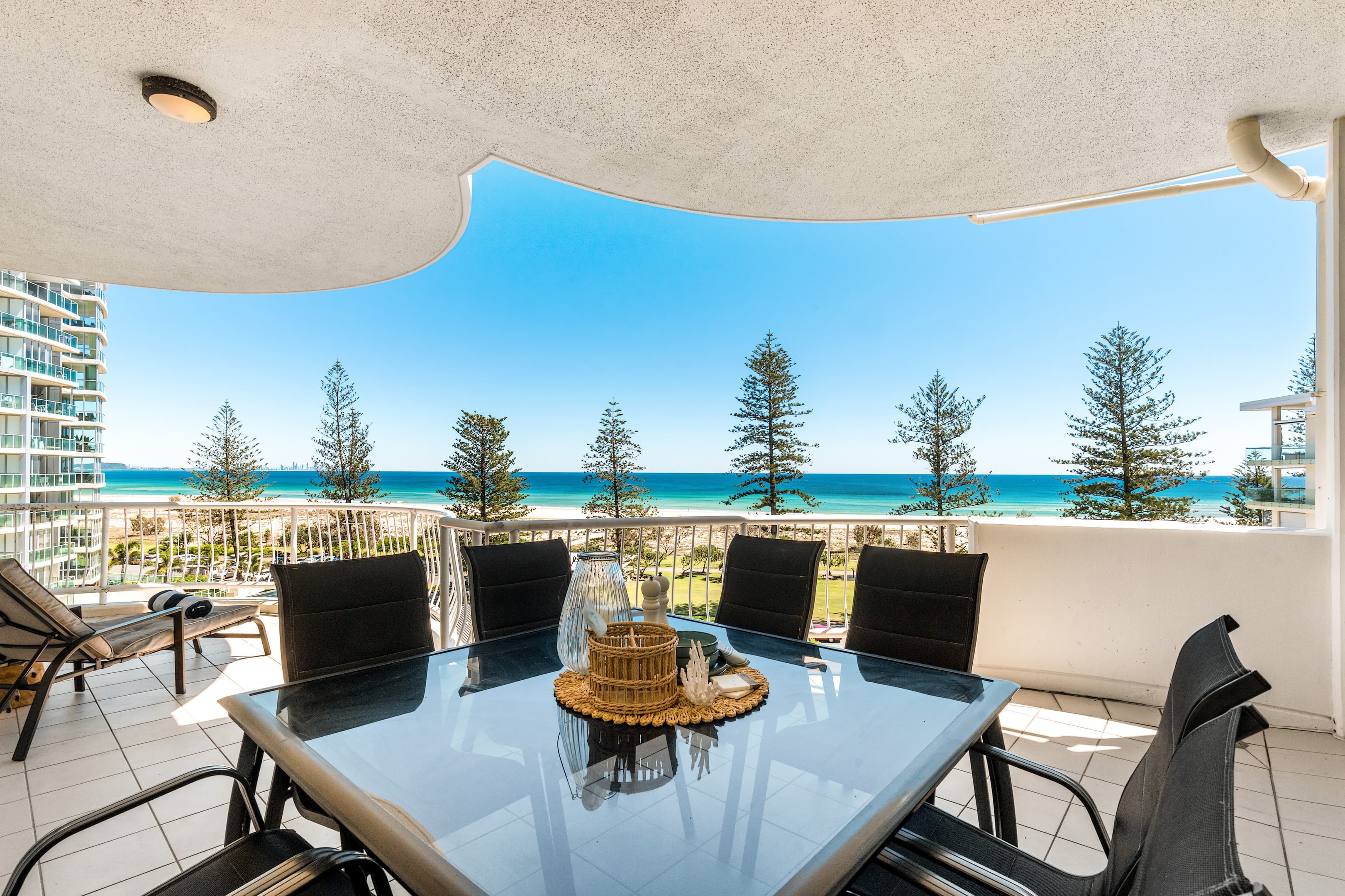 704/4-10 Douglas Street, Coolangatta, Coolangatta — photo 1 of 5