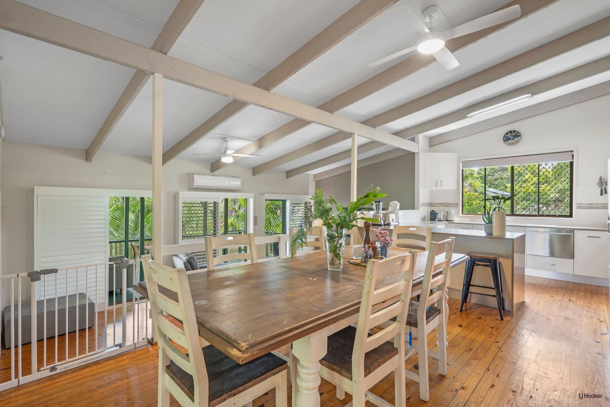 38 Currant Street, Elanora, Elanora — photo 1 of 5