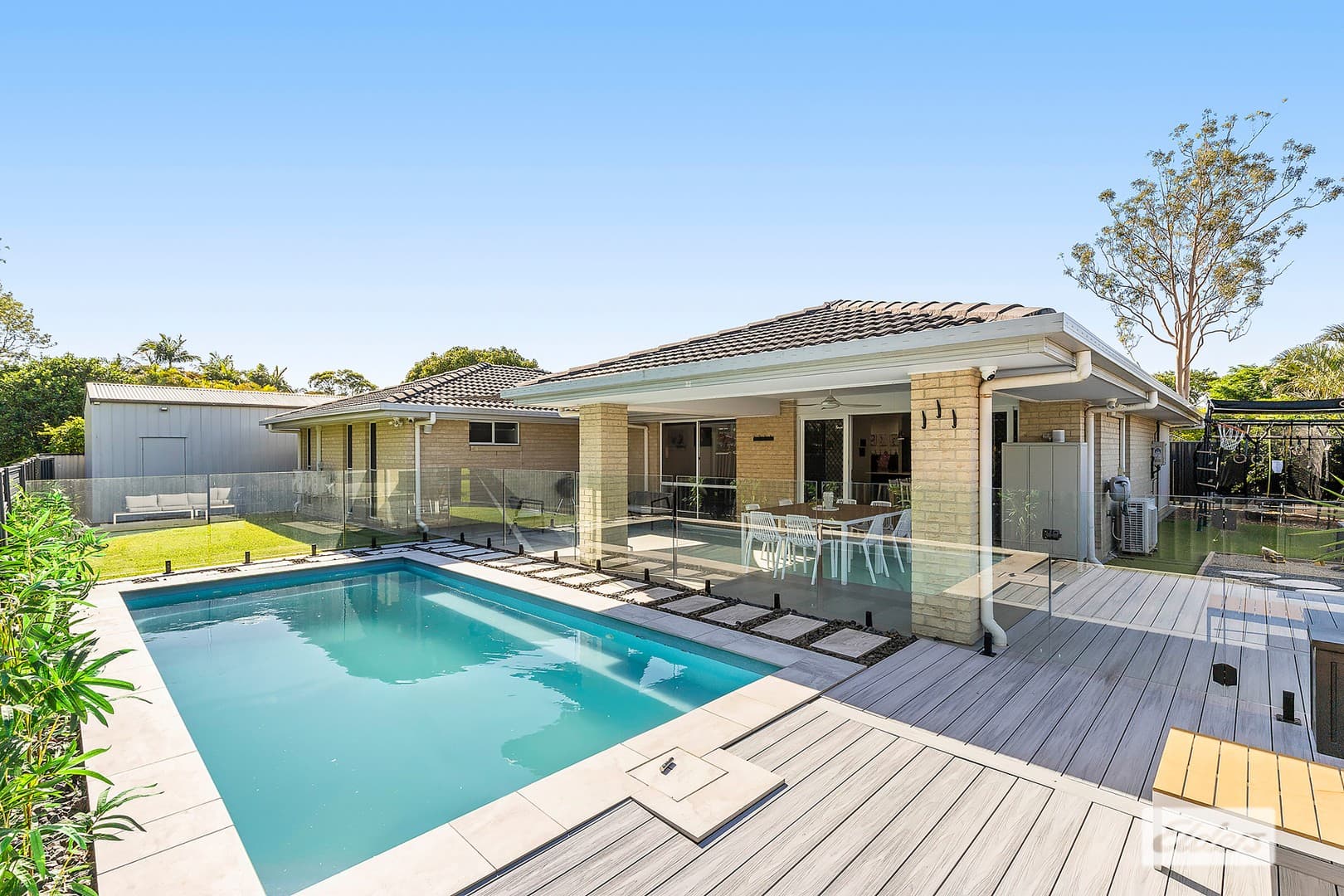 41 Constellation Drive, Loganholme, Loganholme — photo 1 of 5