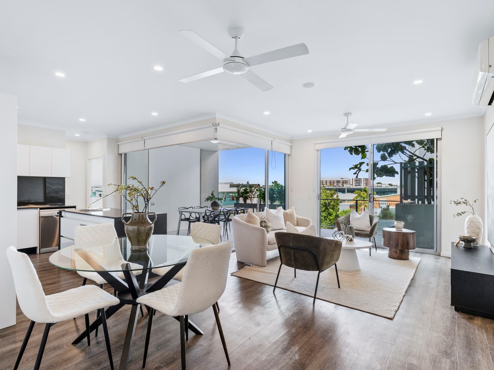 312/986 Wynnum Road, Cannon Hill, Cannon Hill — photo 1 of 5