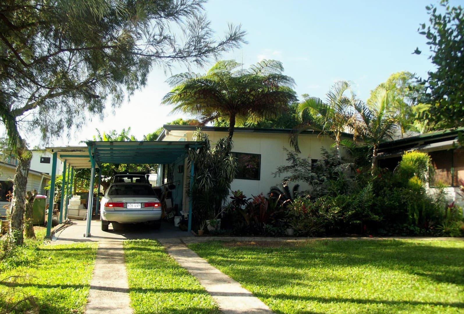 9 Scarborough Terrace, Macleay Island — photo 1 of 5