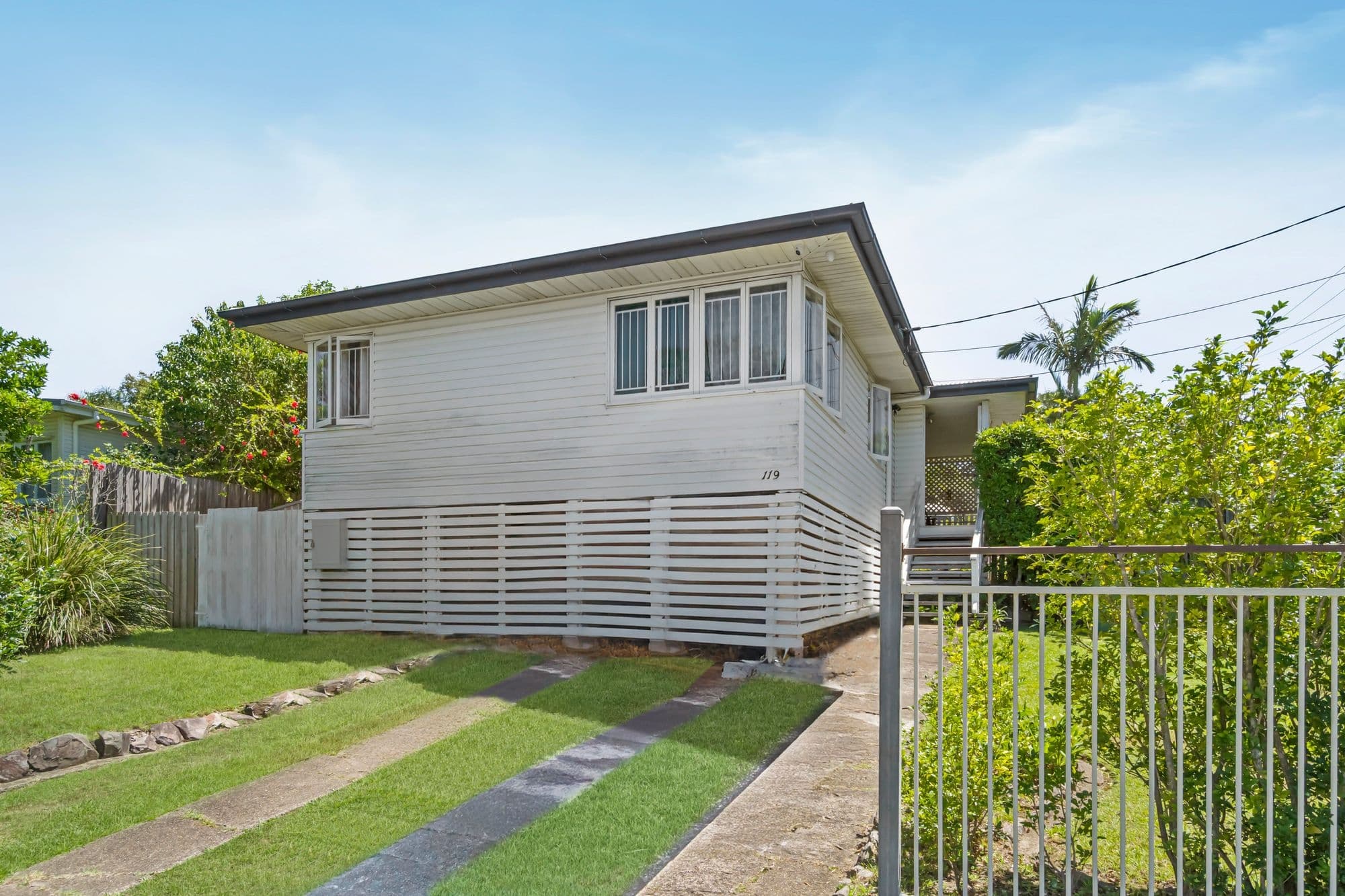 119 Smith Road, Woodridge, Woodridge — photo 1 of 5