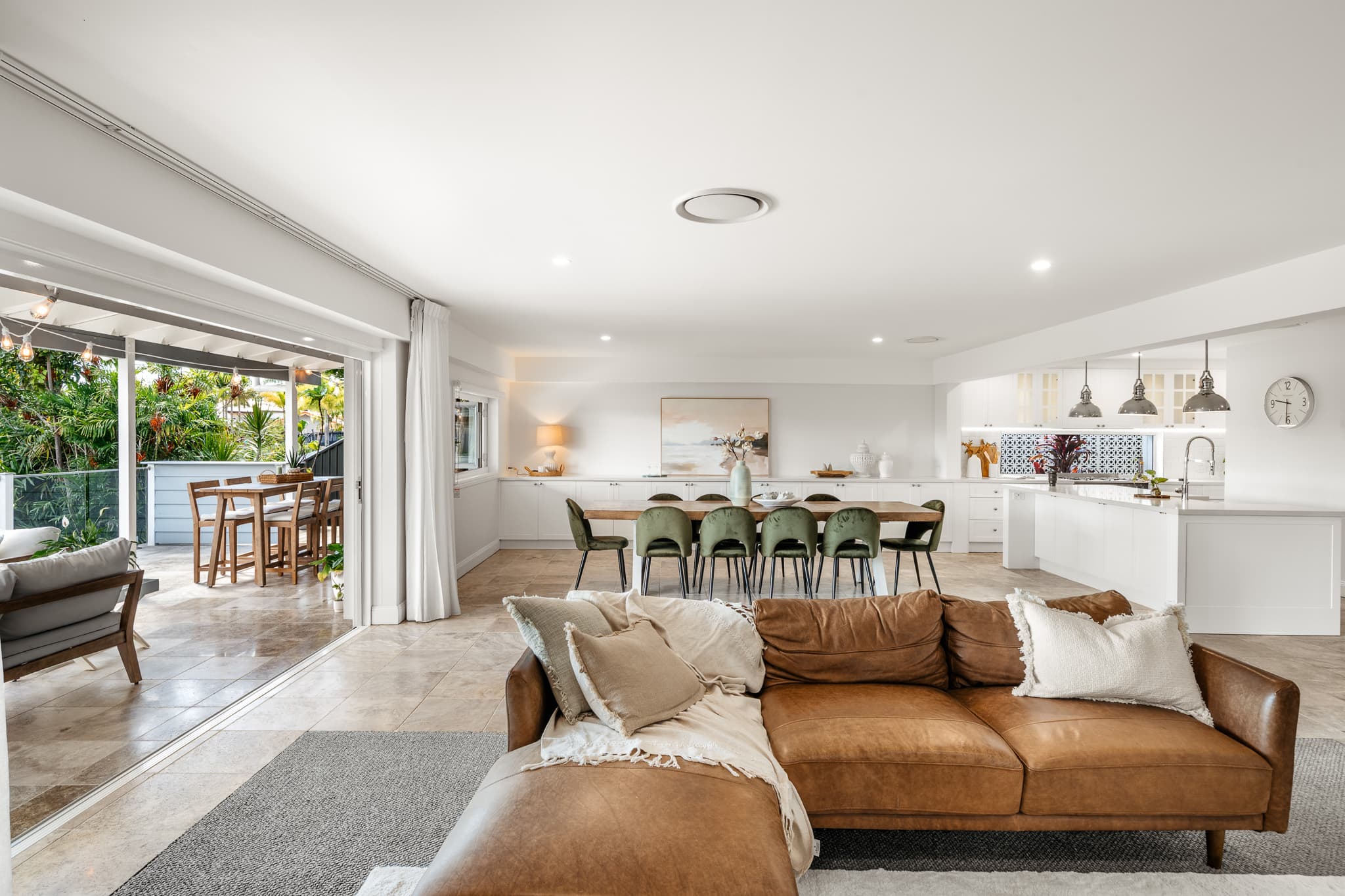 65 Witt Avenue, Carrara, Carrara — photo 1 of 5