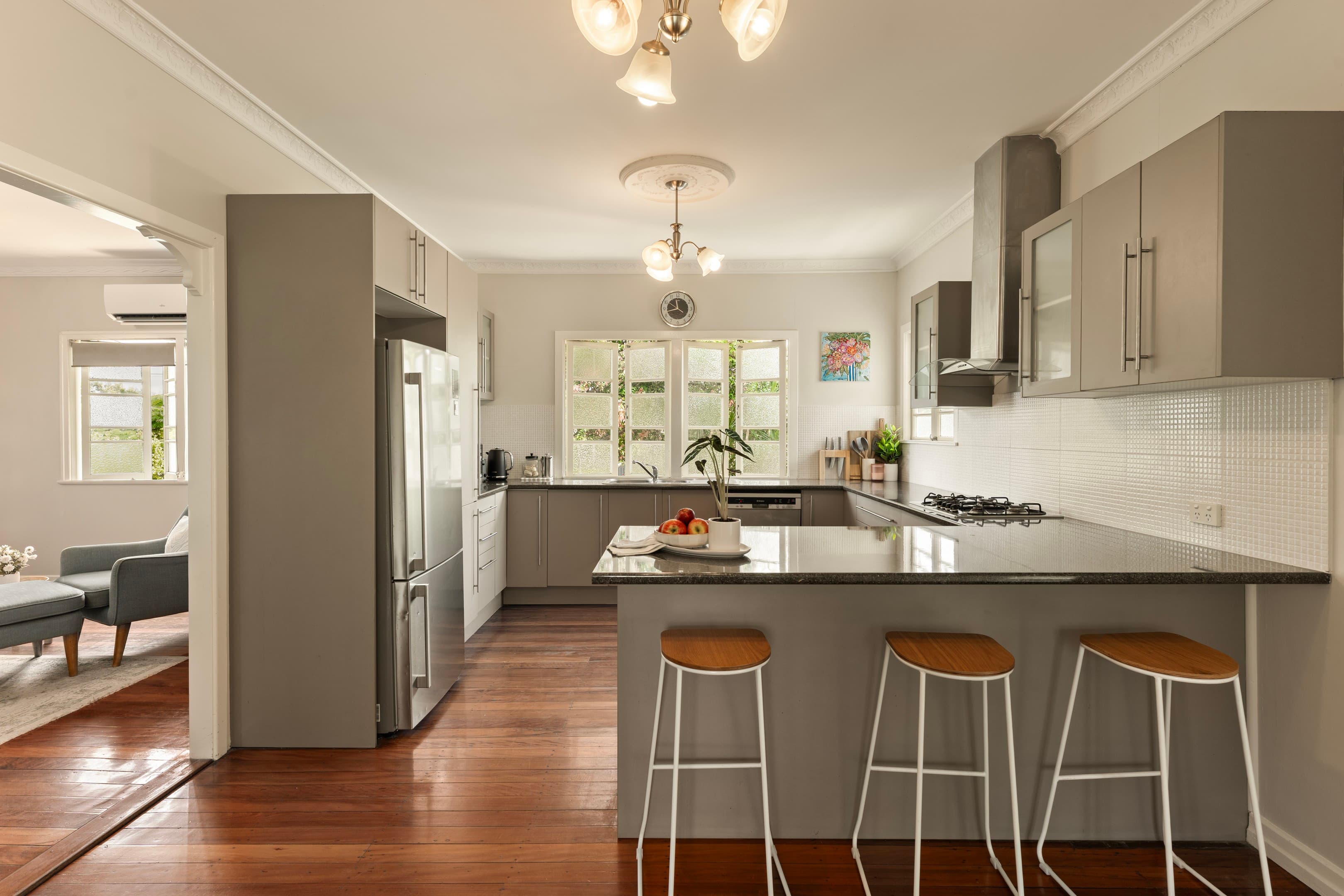 213 Ellison Road, Geebung, Geebung — photo 1 of 5