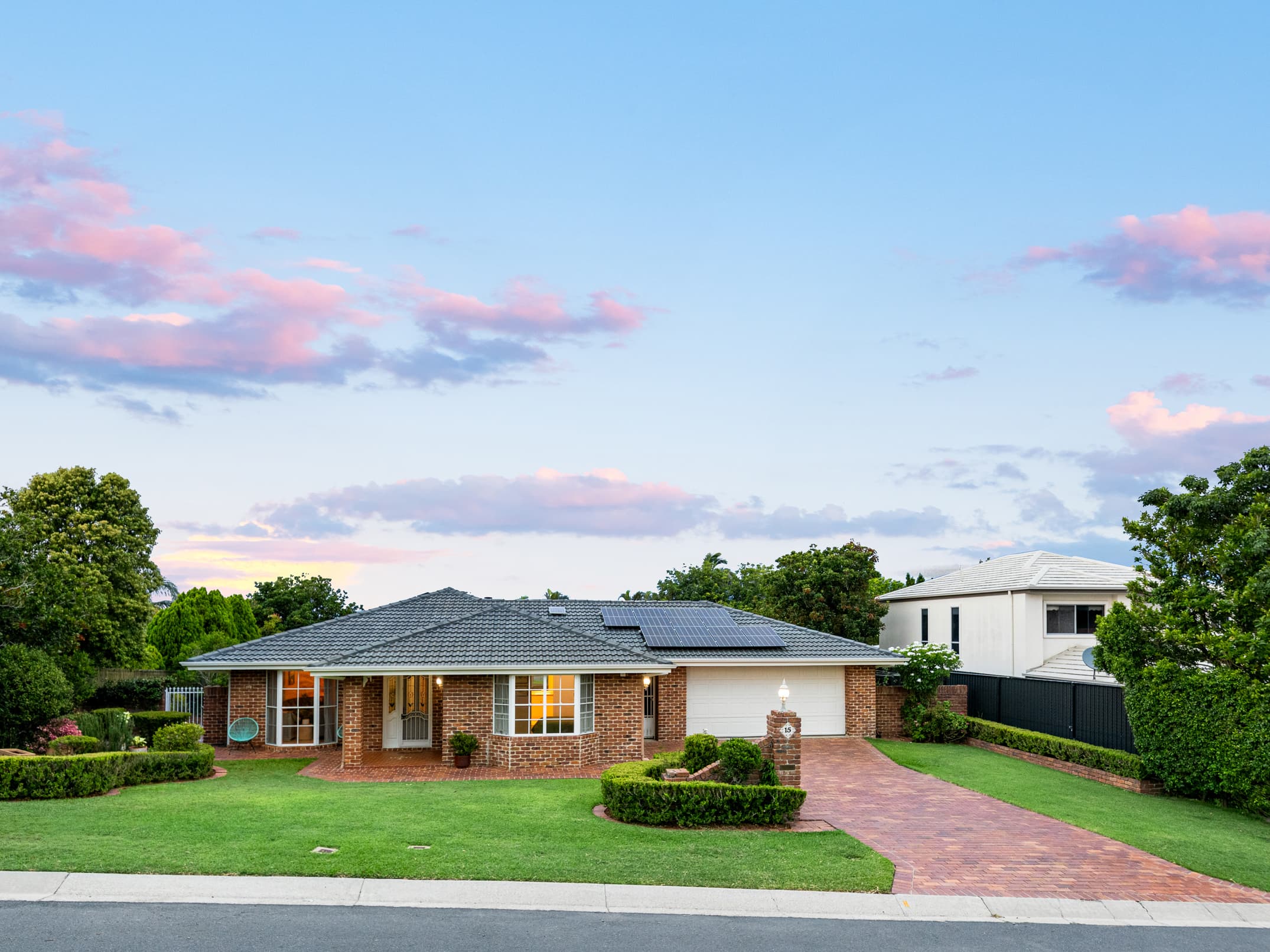 15 Bowles Street, Mount Ommaney, Mount Ommaney — photo 1 of 5