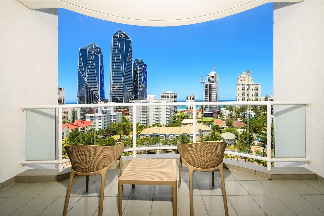 817 & 818/2807 Gold Coast Highway, Surfers Paradise, Surfers Paradise — photo 1 of 5