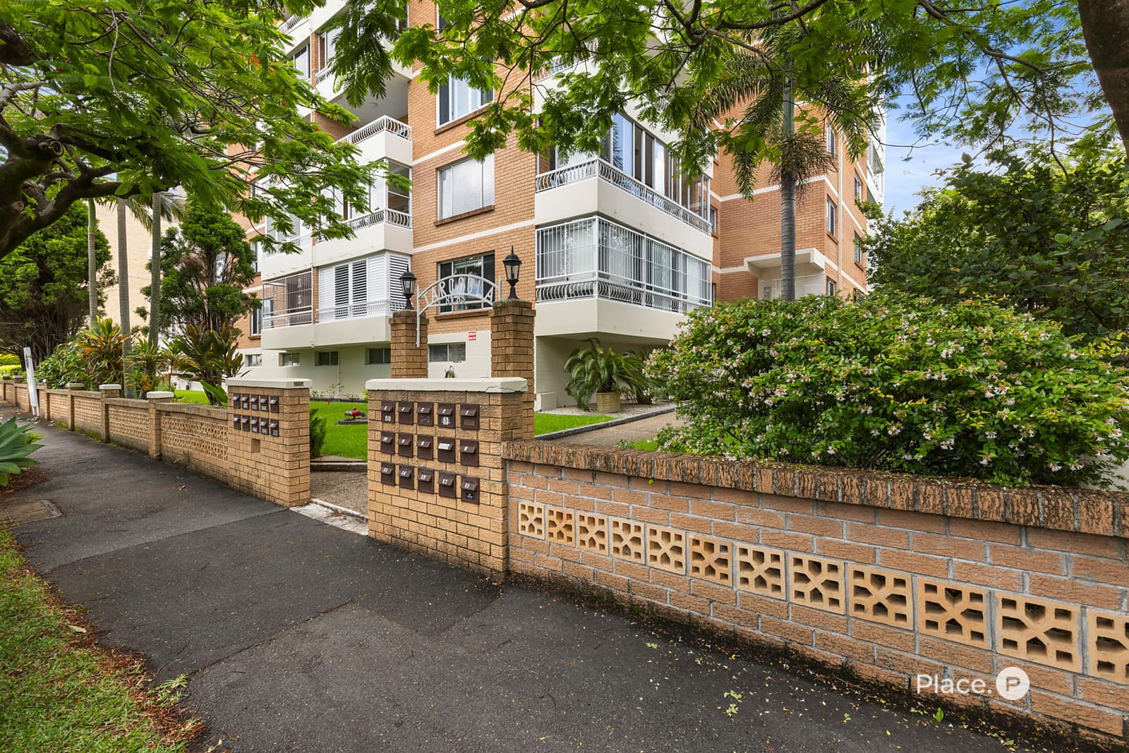 1/81 Langshaw Street, New Farm, New Farm — photo 1 of 5