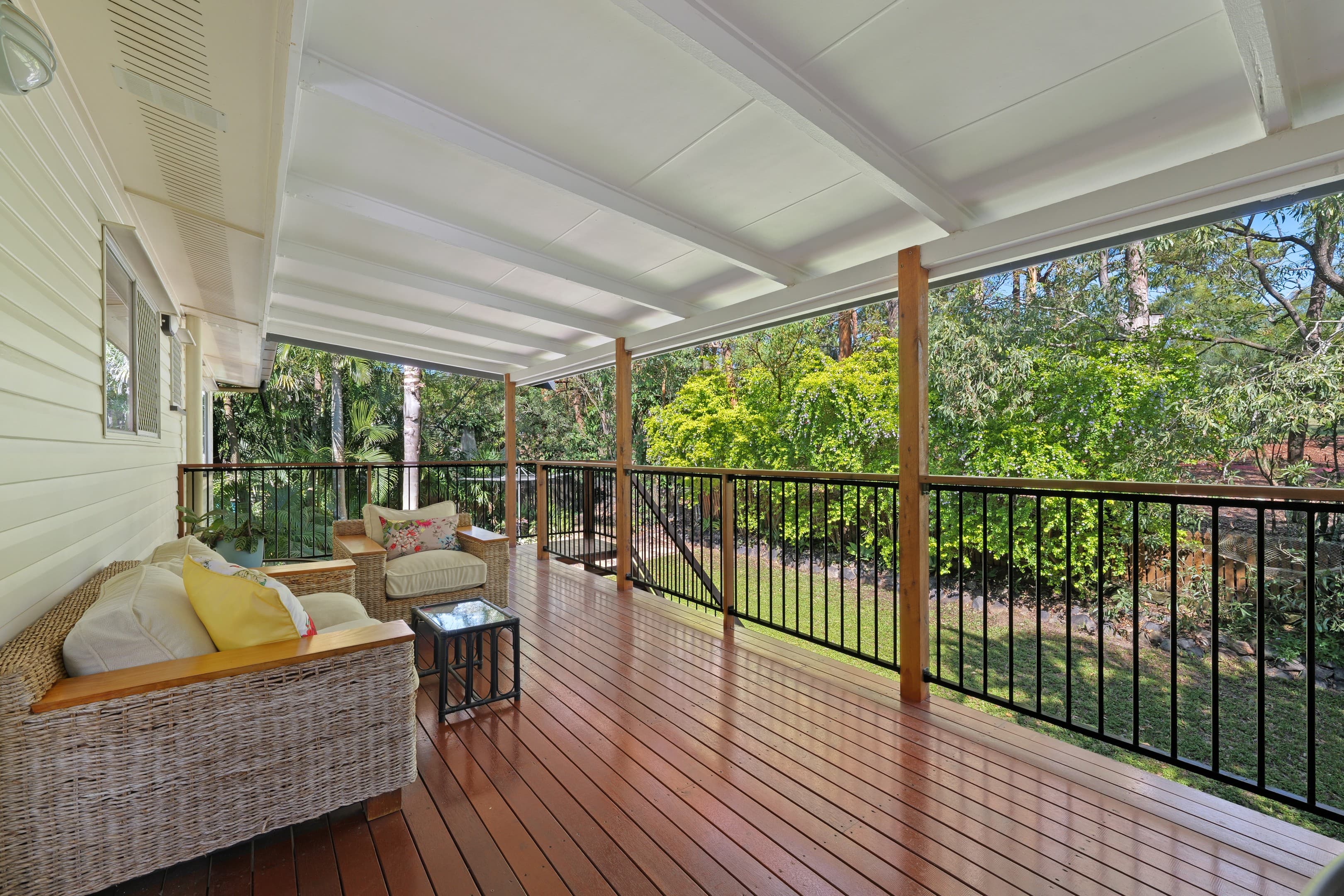 9 Palall Crescent, Ferny Hills, Ferny Hills — photo 1 of 5