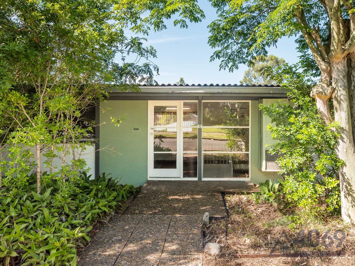 2 Cranwood Street, Kenmore - Image 1