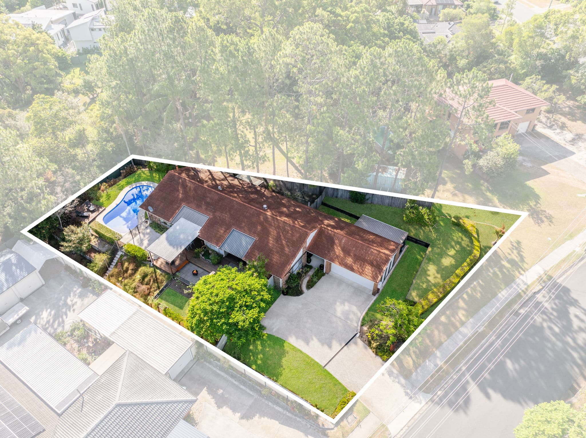 14 Jasmine Crescent, Shailer Park, Shailer Park — photo 1 of 5